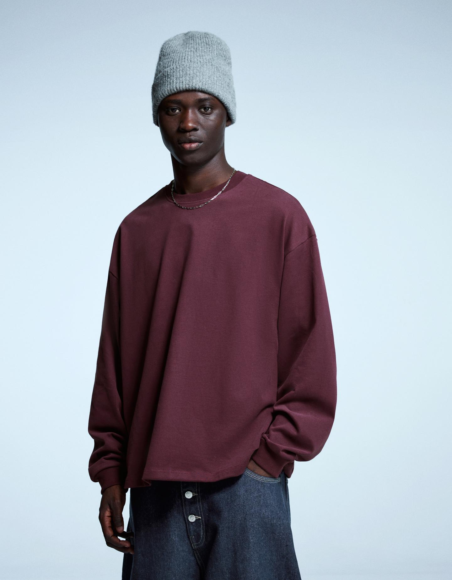 Bershka koszulka boxy z długim rękawem bordowy