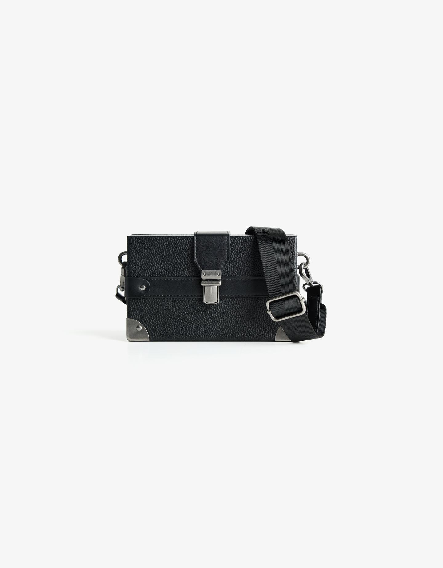 Bershka torebka crossbody szkatułka czarny