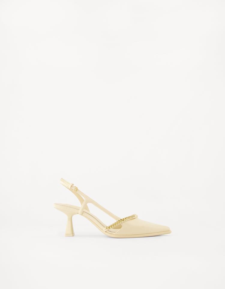 Kitten heel shoes with chain detail