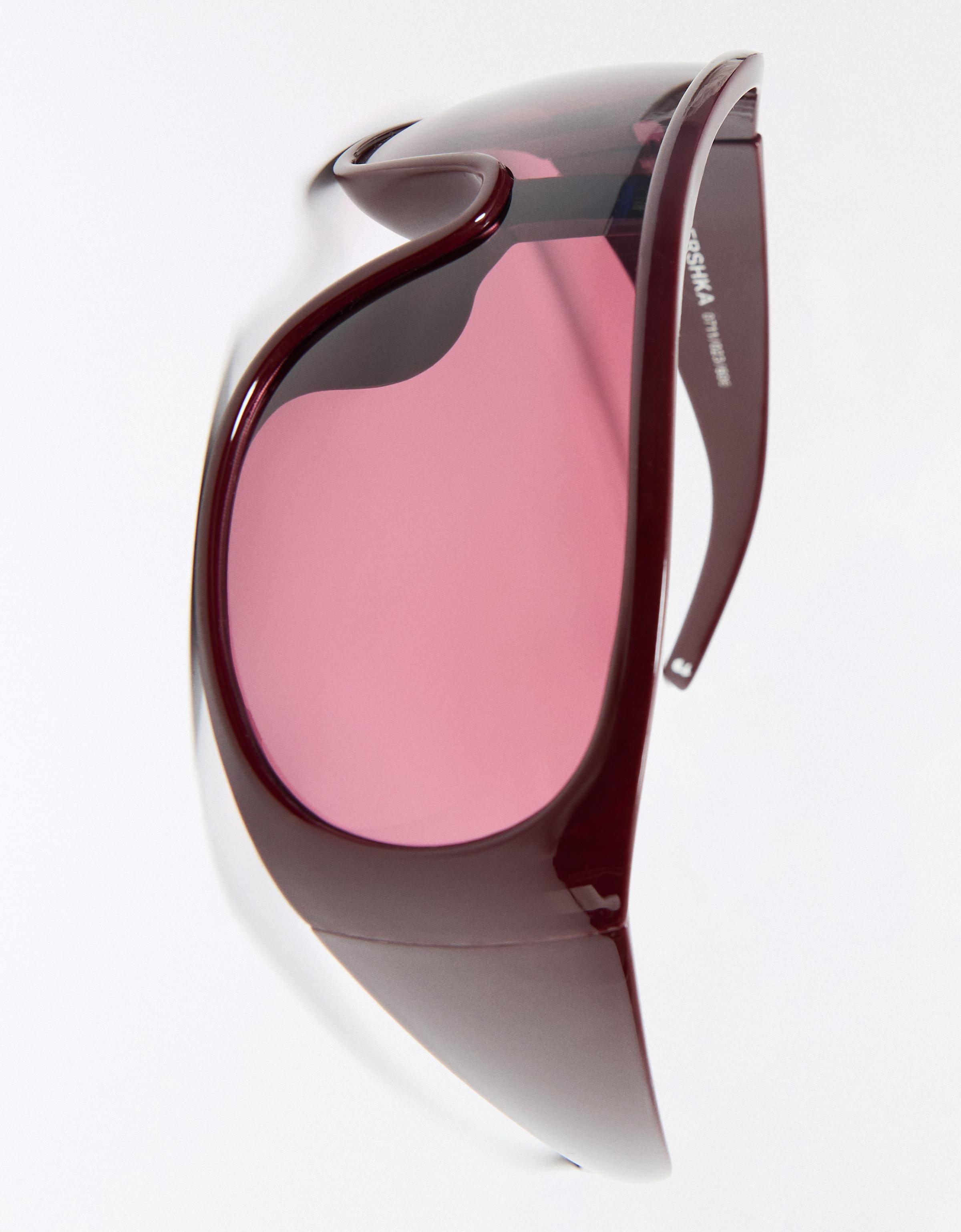 Plastic sunglasses — Burgundy