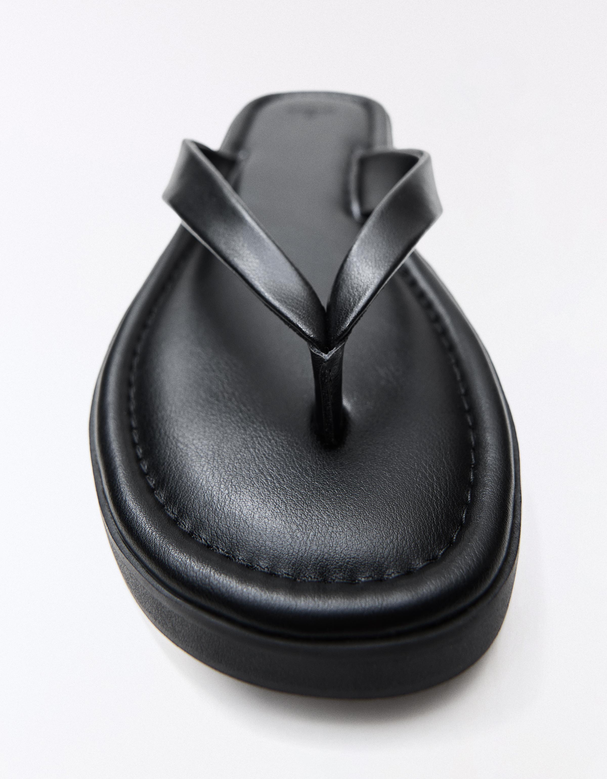 Thong flat slider sandals — BLACK