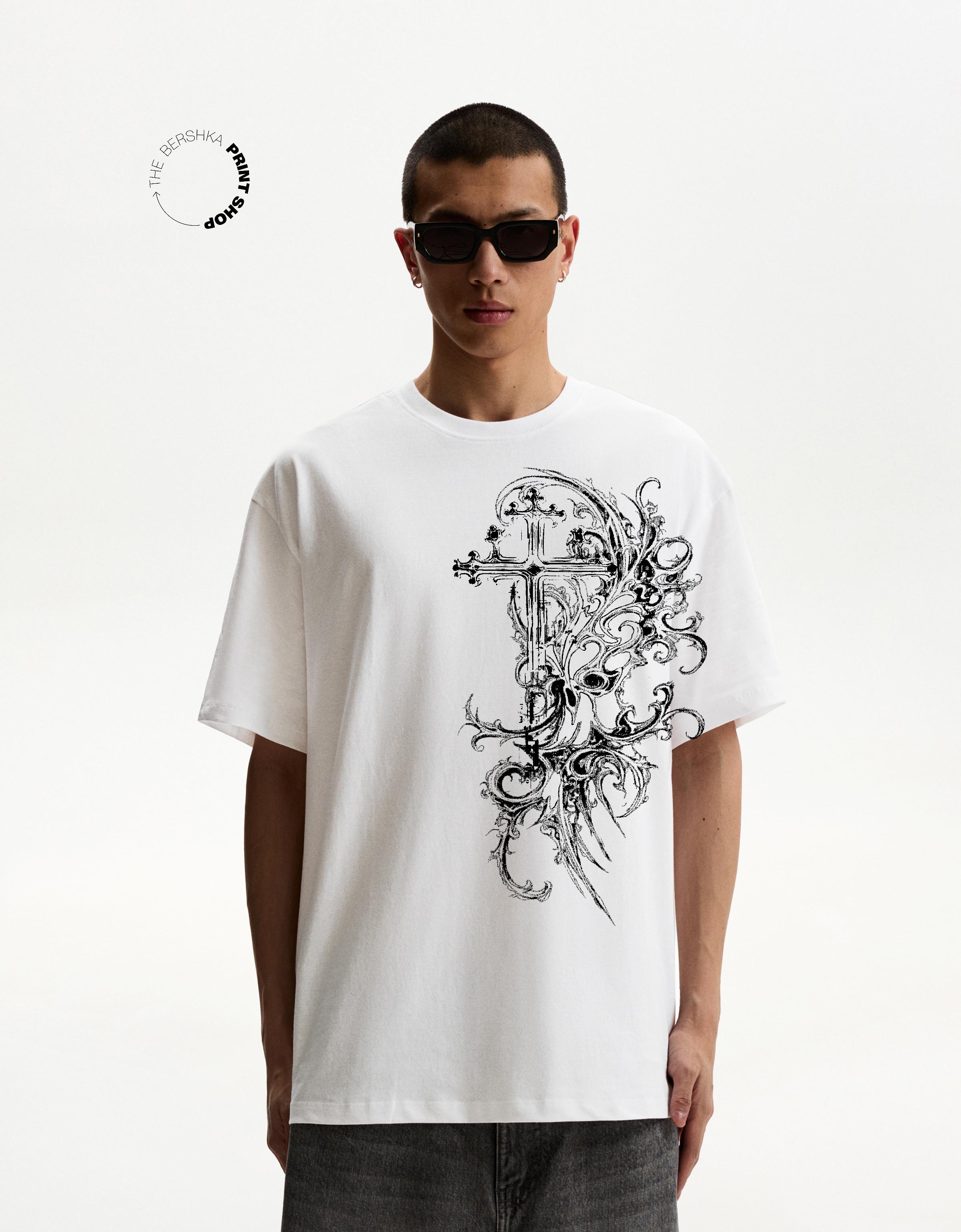Bershka T-Shirt Mit Print Und Kurzen Ärmeln Herren L Weiss