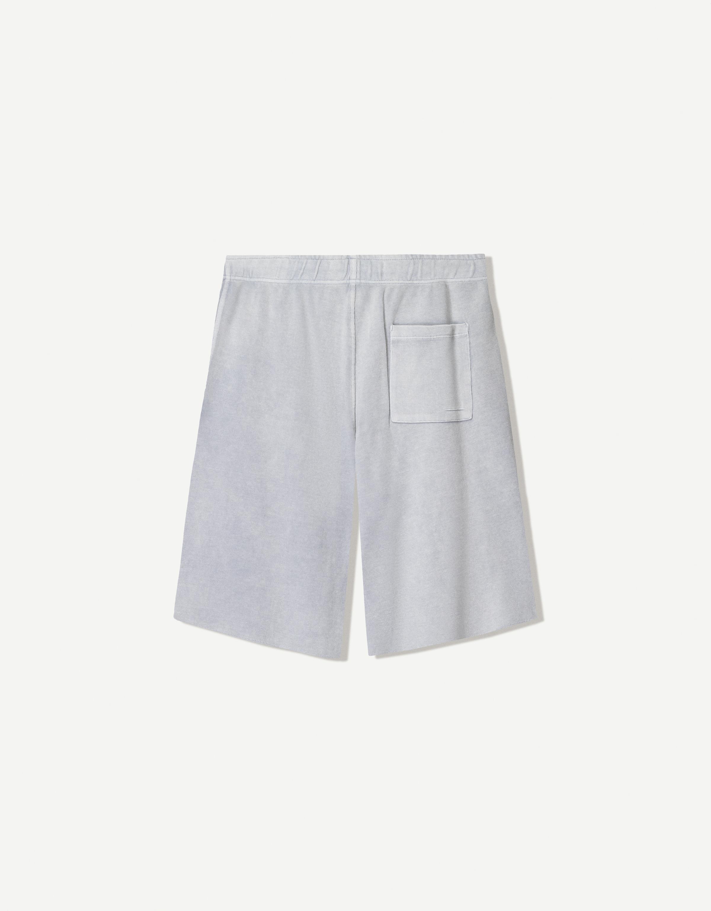【oan】Kaiba Gradation Bermuda Pants Baggy printed Bermuda shorts - Shorts and jorts - Men | Bershka