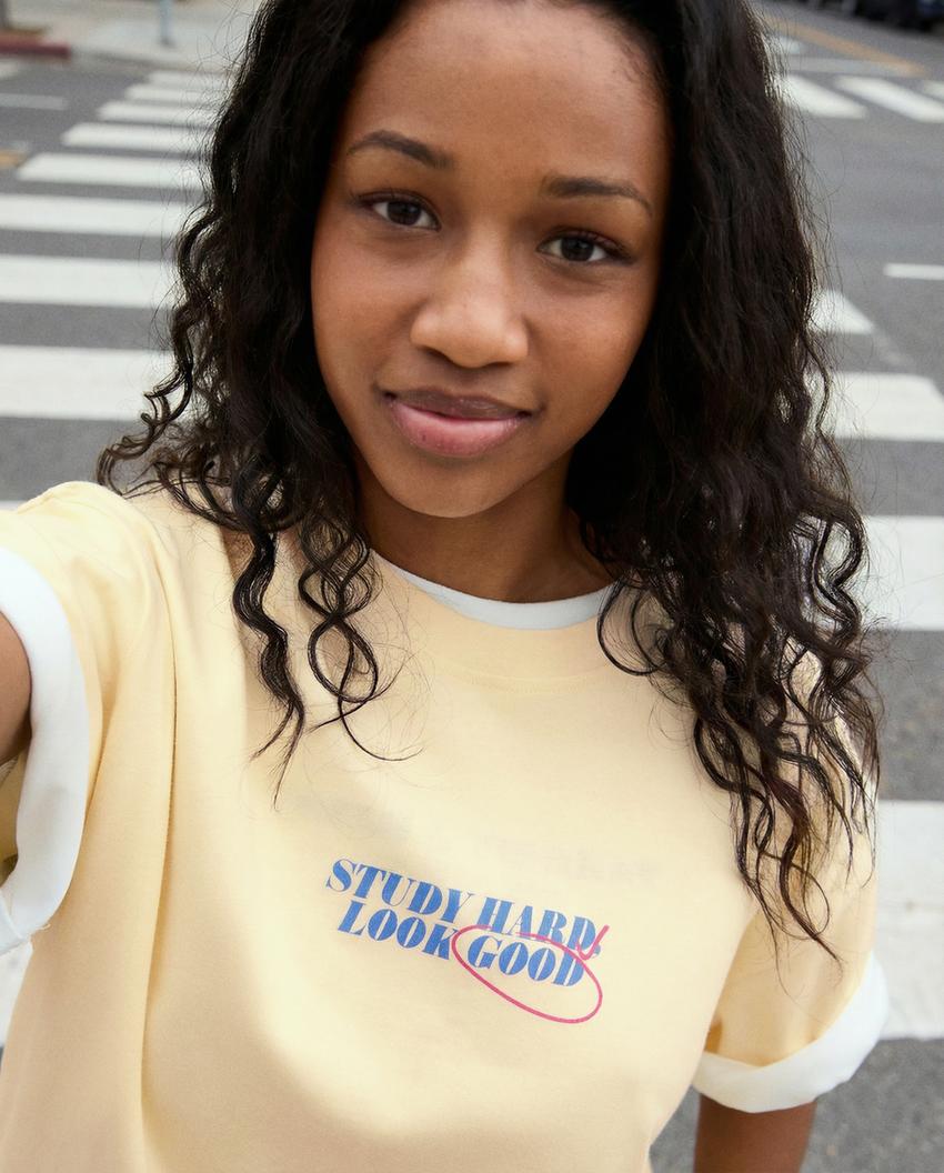 Oversize-T-Shirt mit Print-Gelb