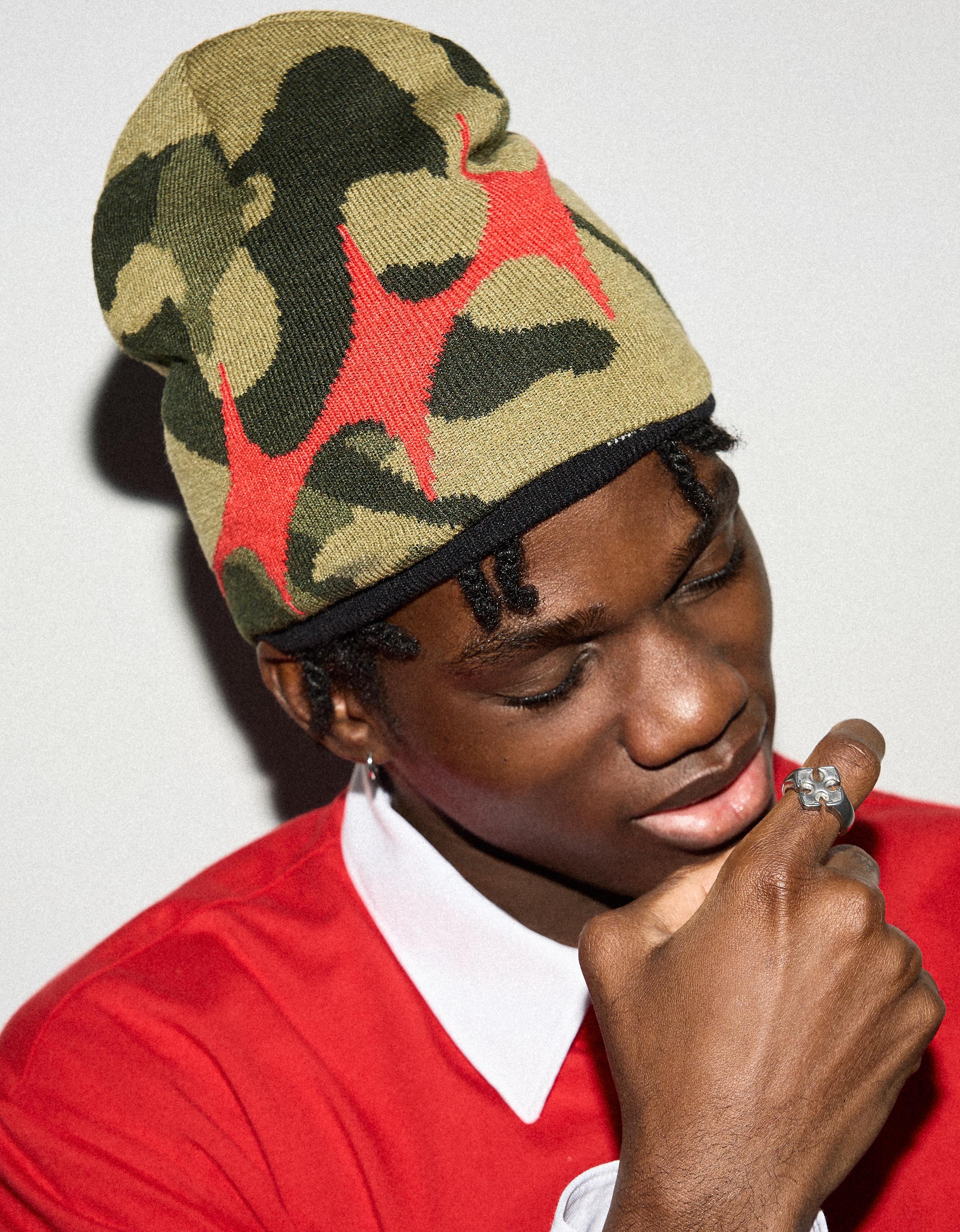 Star knit beanie — Khaki