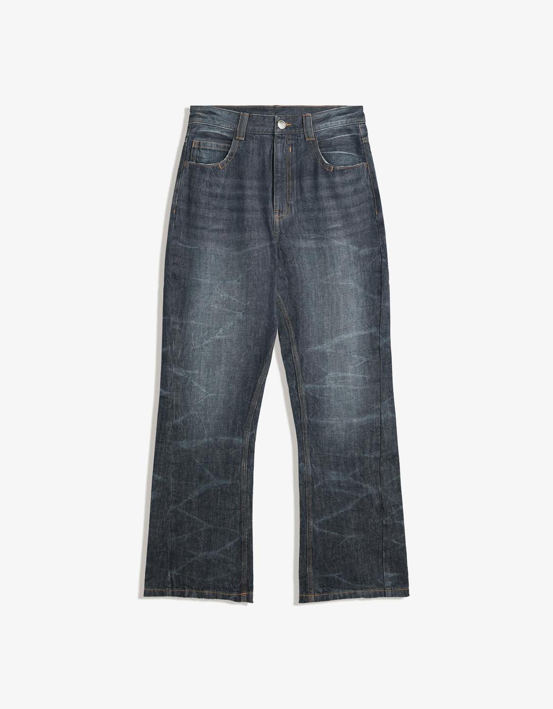Flared baggy jeans