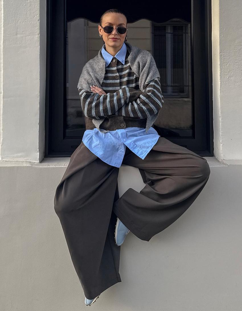 Gilet à boutons rayé-Marron