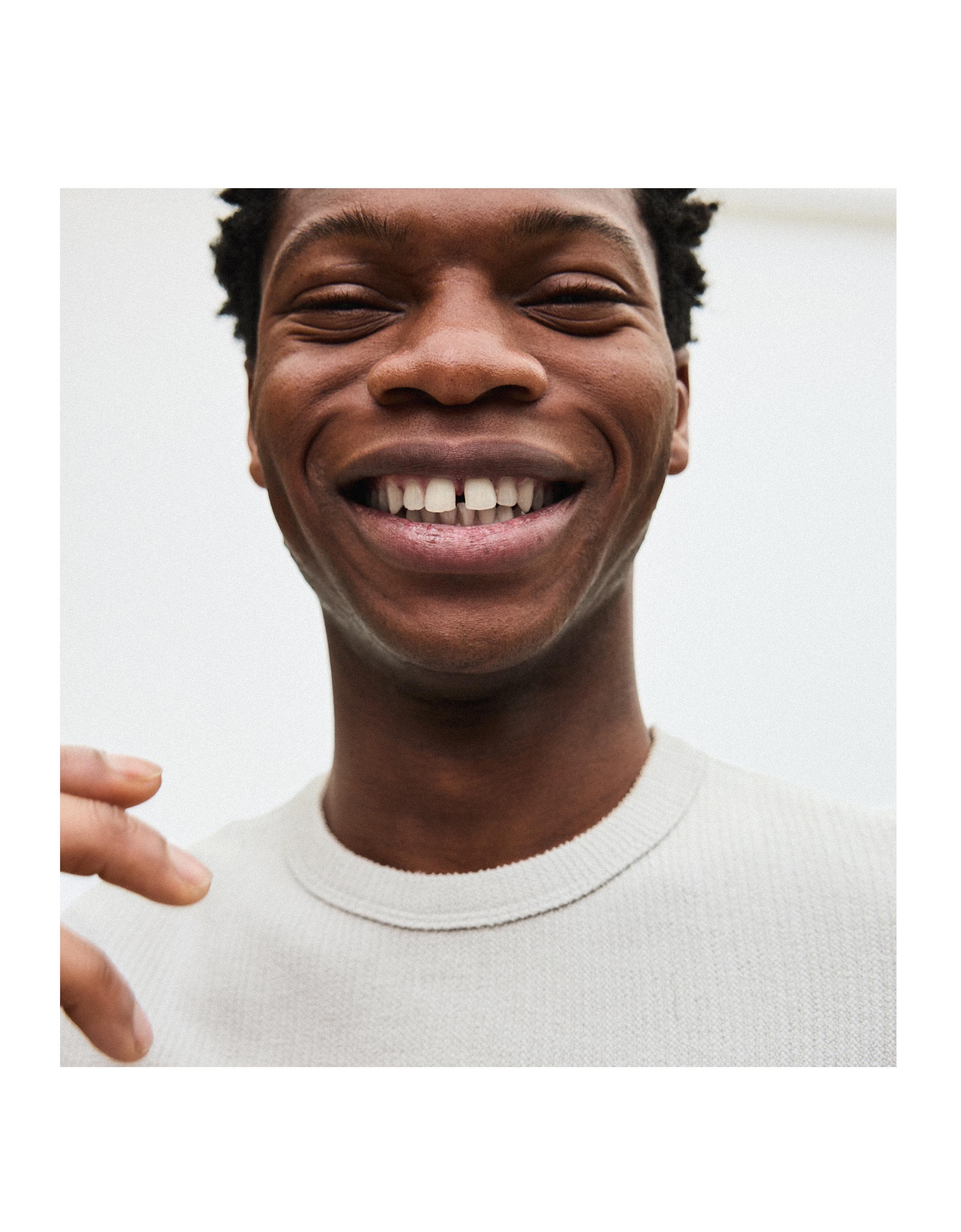 Kısa kollu dokulu tişört - Görsel 63