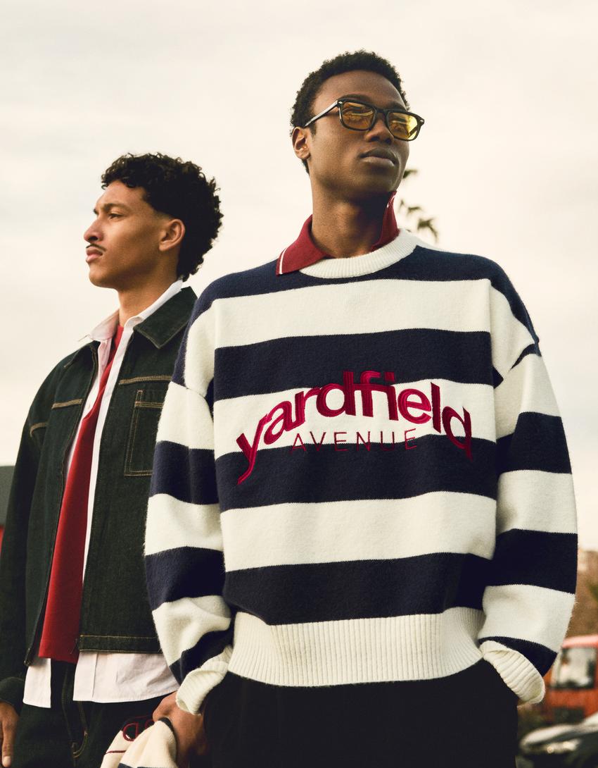 Pull col rond rayé brodé-Marine
