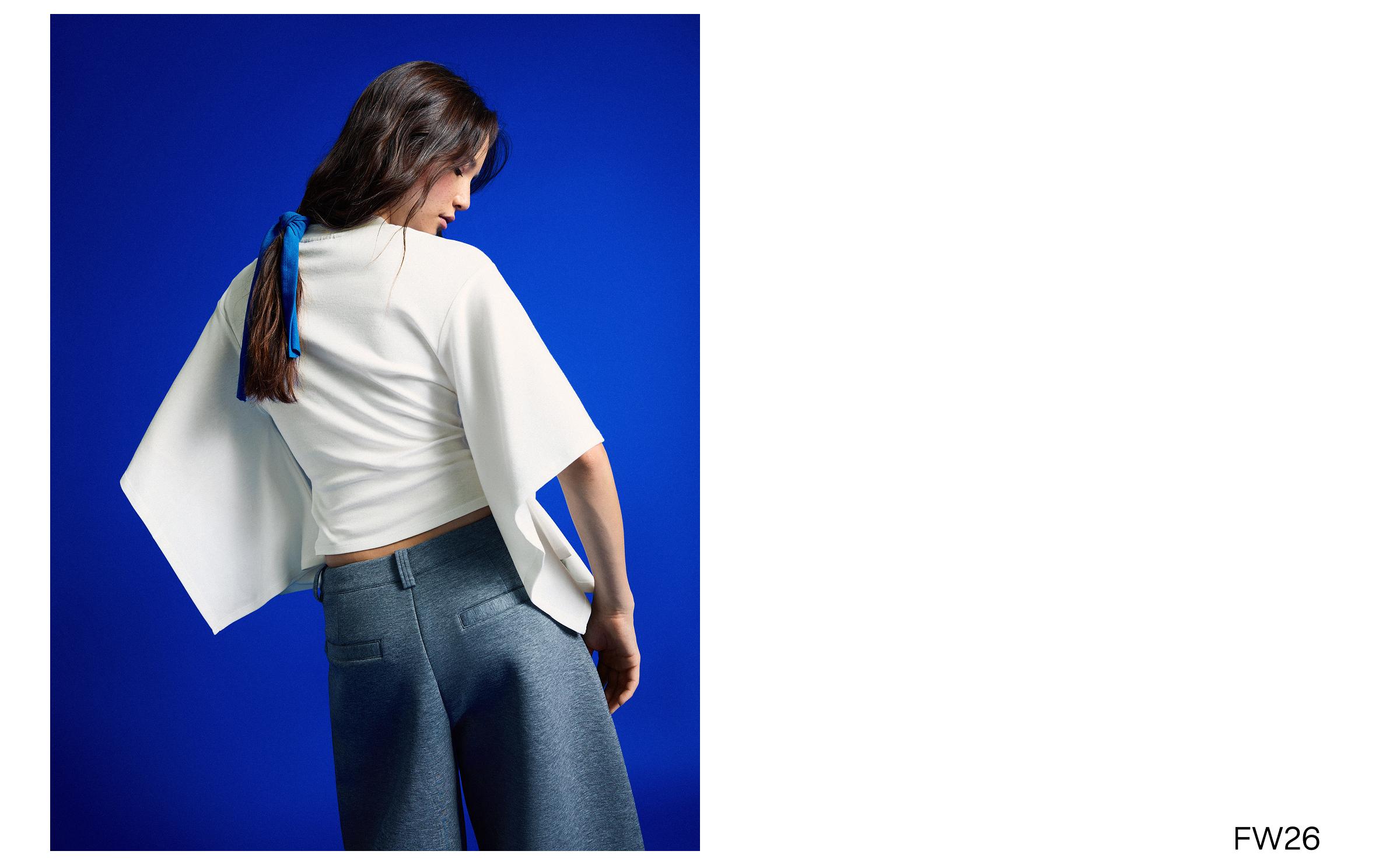 Short sleeve cape T-shirt — Off white