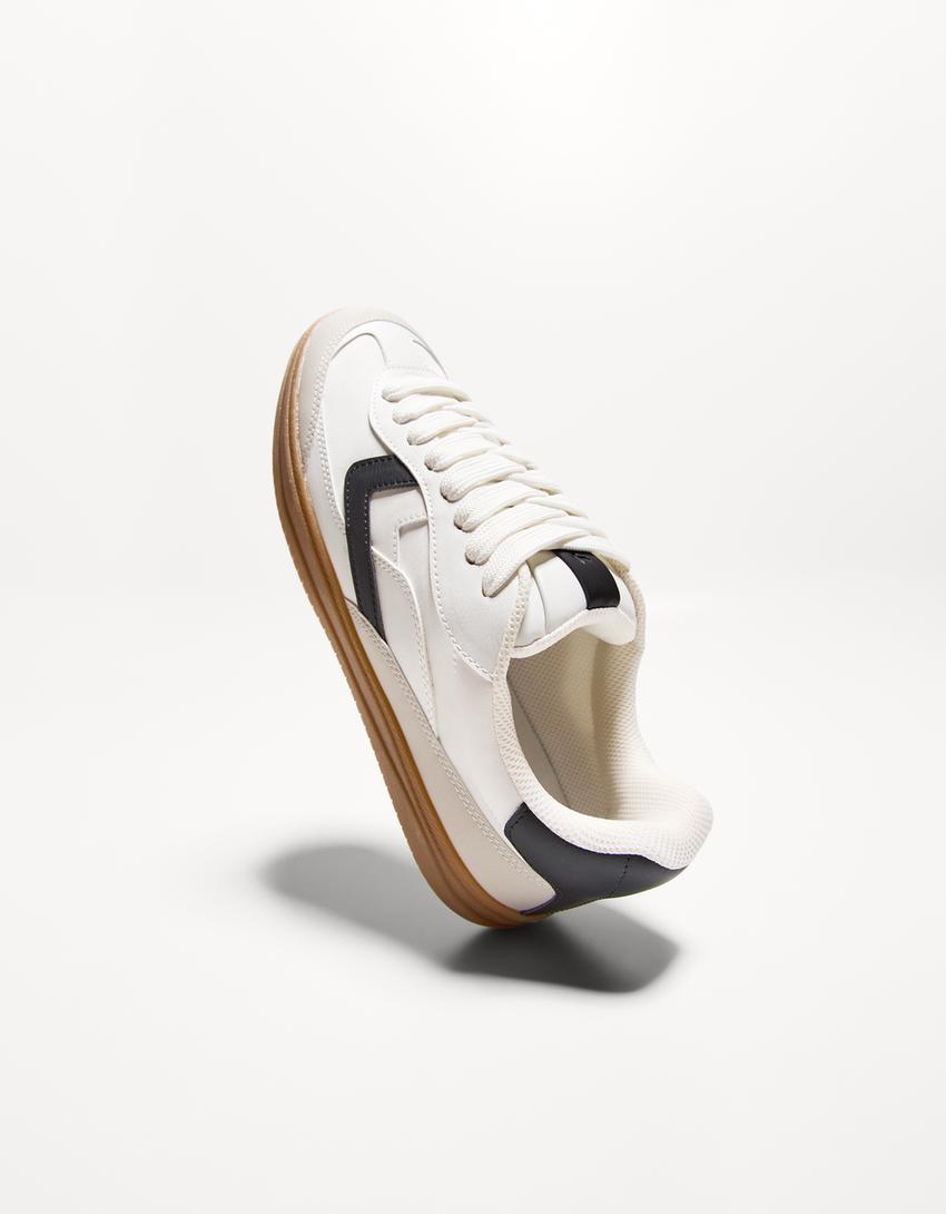 حذاء رياضي ريترو-أبيض