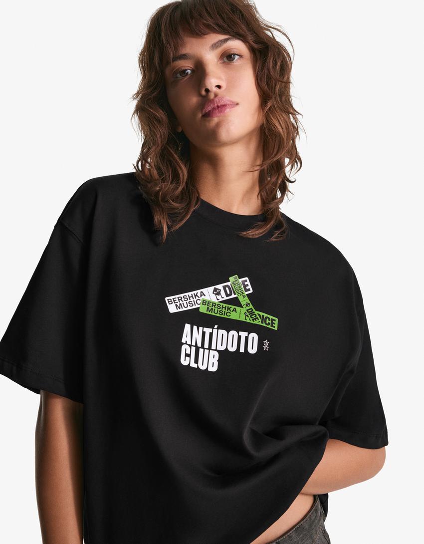T-shirt Bershka Music DICE manga curta estampado-Preto