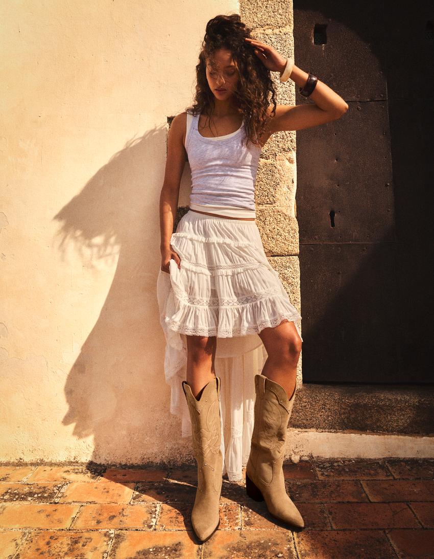 Cowboy-Stiefel mit Nieten-Beige