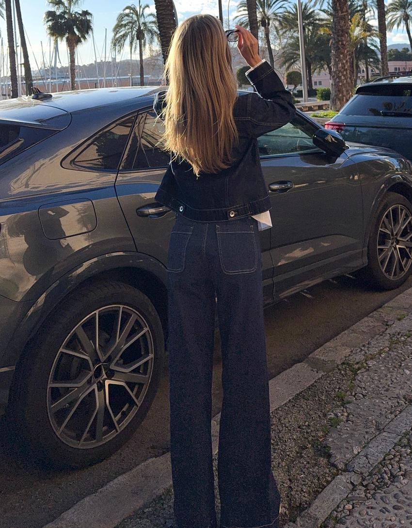 Jeans mit Weitem Bein, hohem Bund und Nahtlosen Taschen-Marinenblau