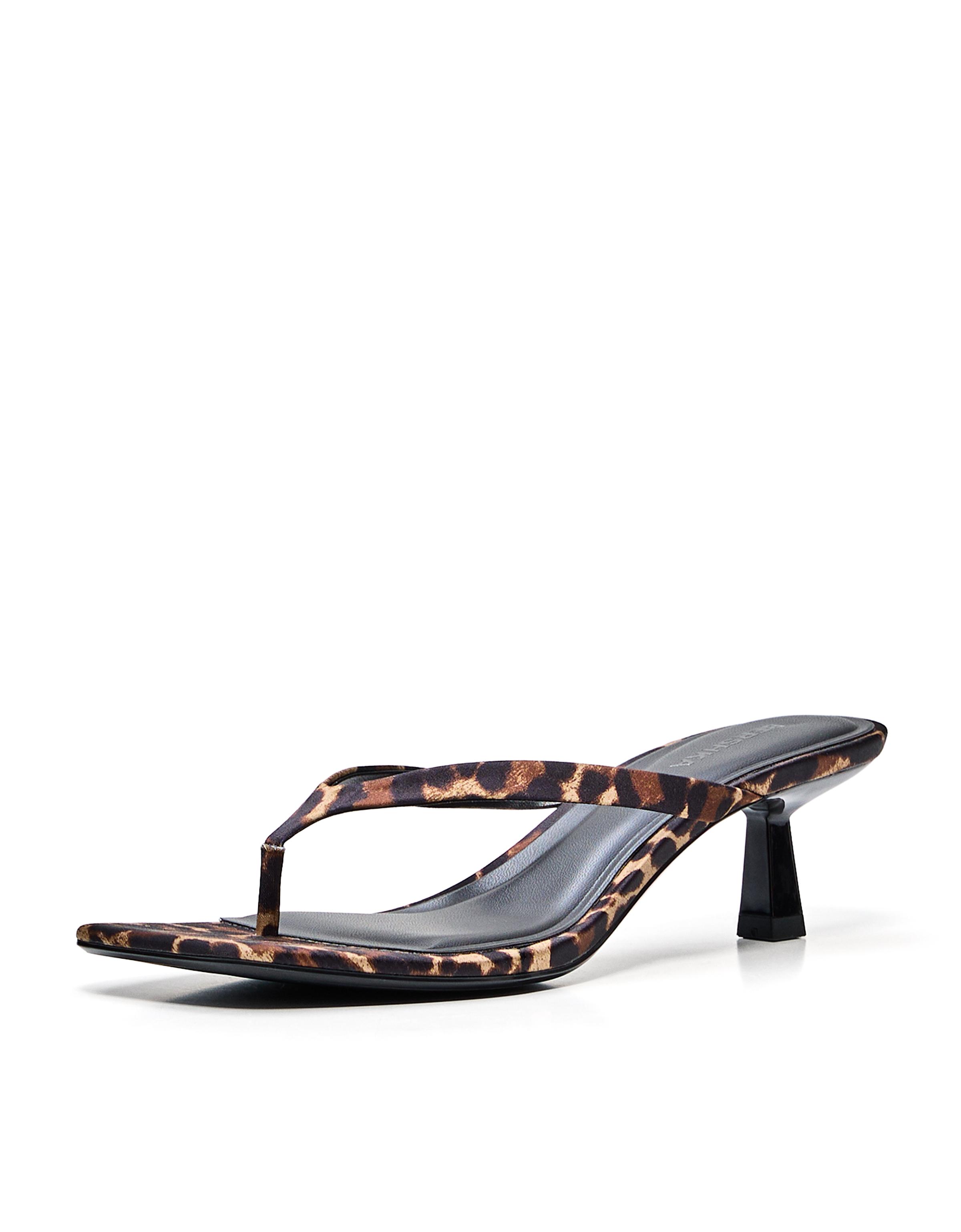 Thong heeled sandals — ANIMAL PRINT