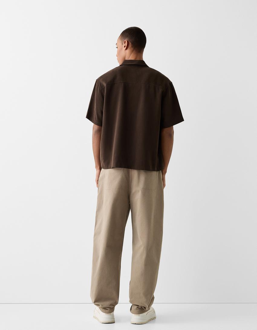 Camisa manga curta tailoring boxy fit-Marrom-1