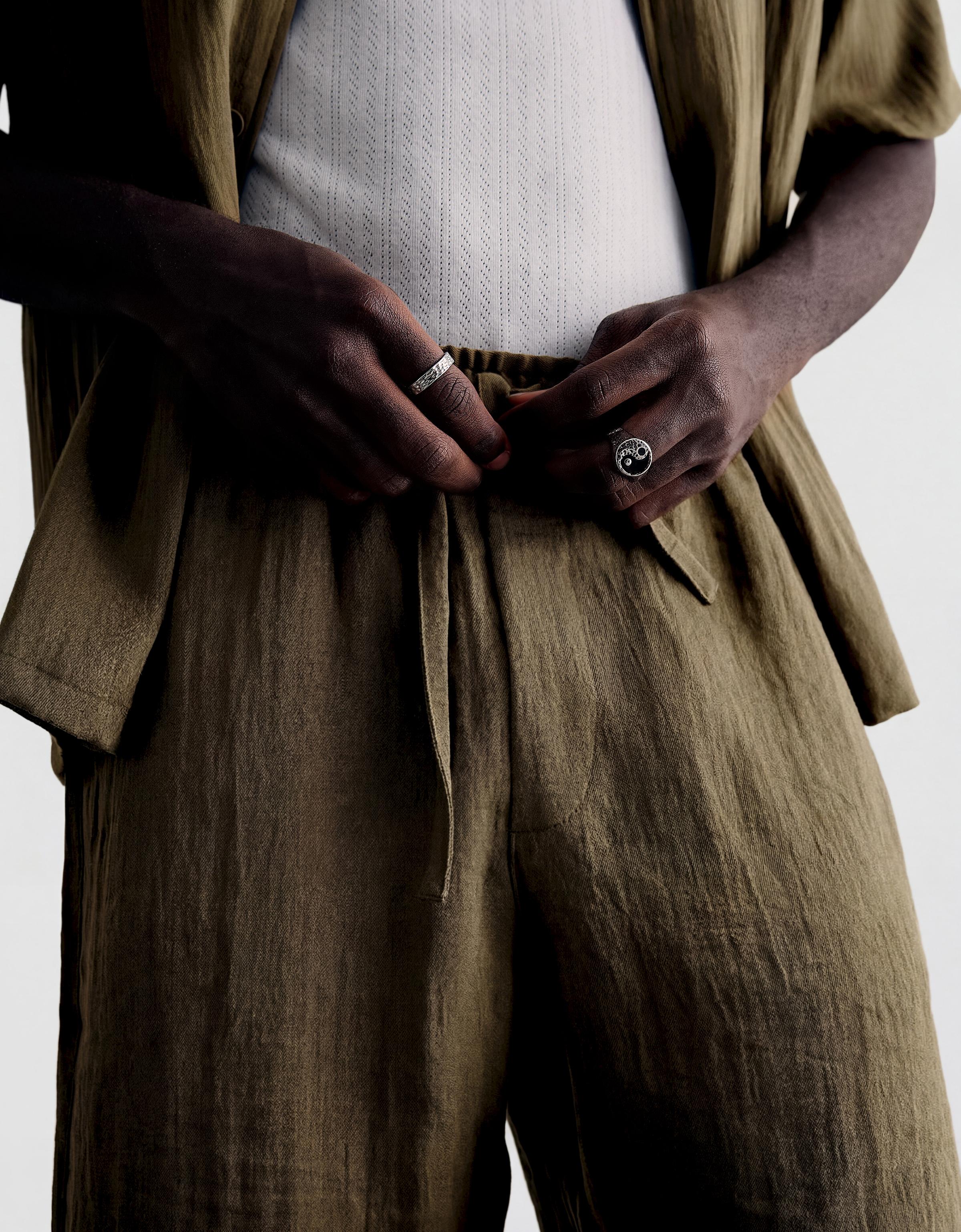 Rustic jogger Bermuda shorts — Khaki