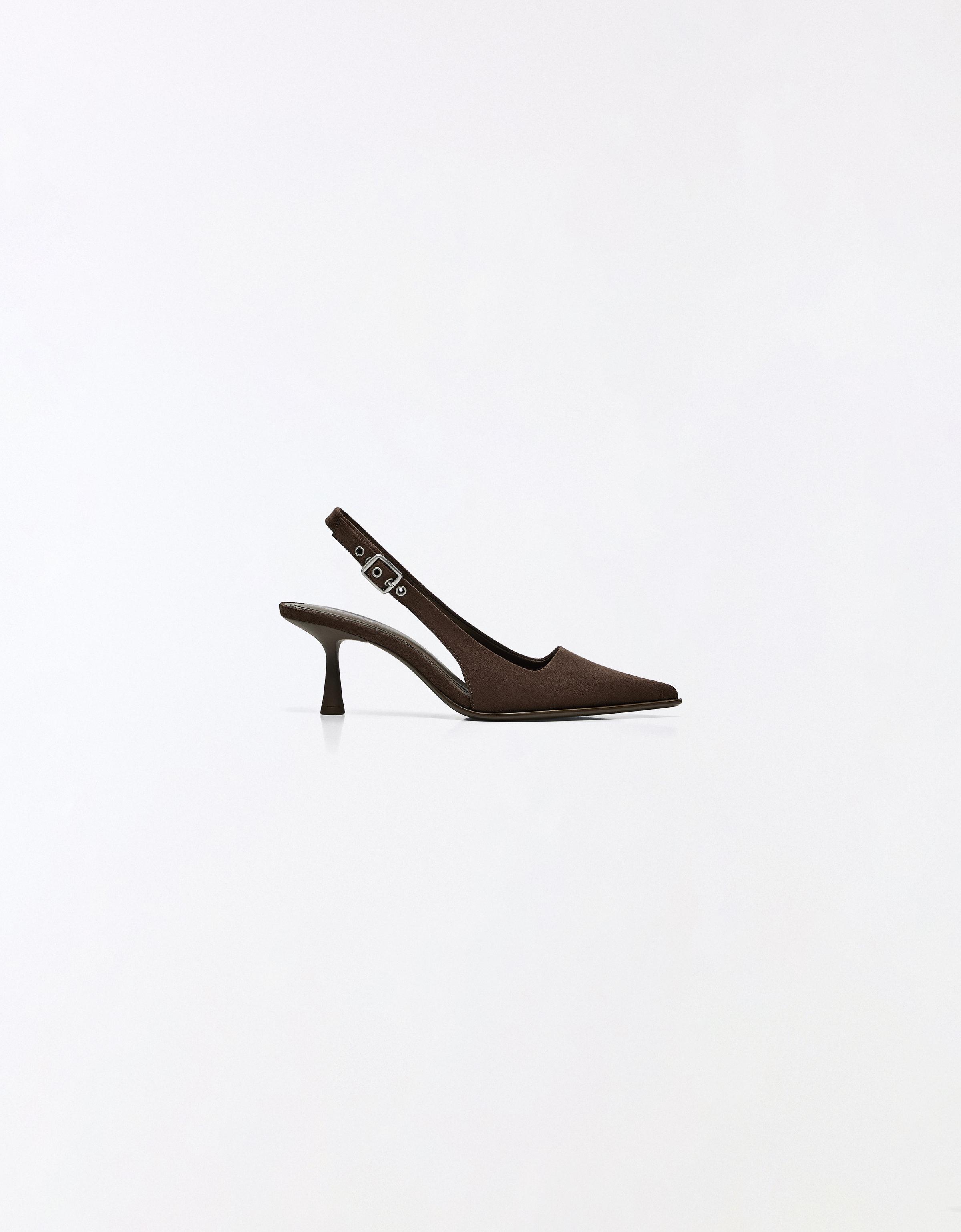 Slingback kitten heel shoes — Brown