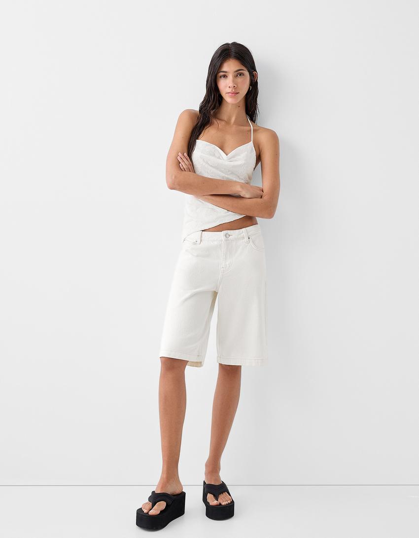 توب شريطي بملمس بارز وطبعة زهور-أبيض مطفي-3