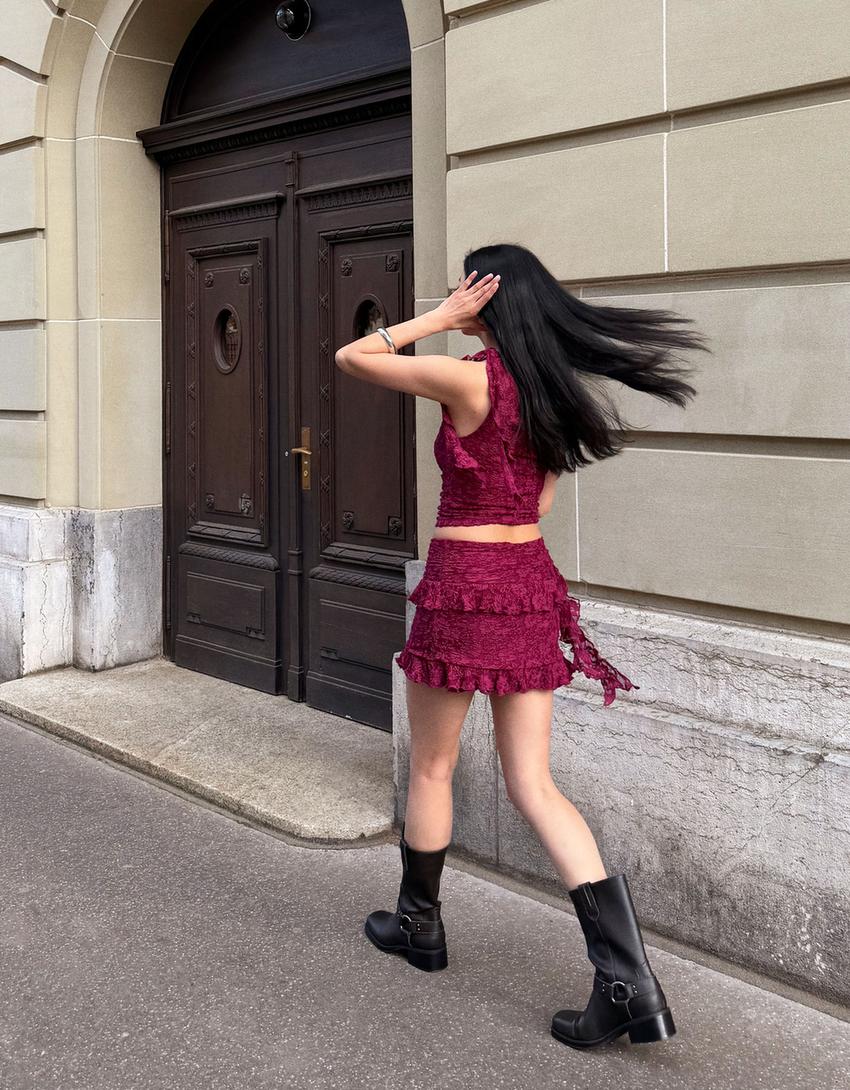 Conxunto top e saia blonda-Conxunto top e saia blonda