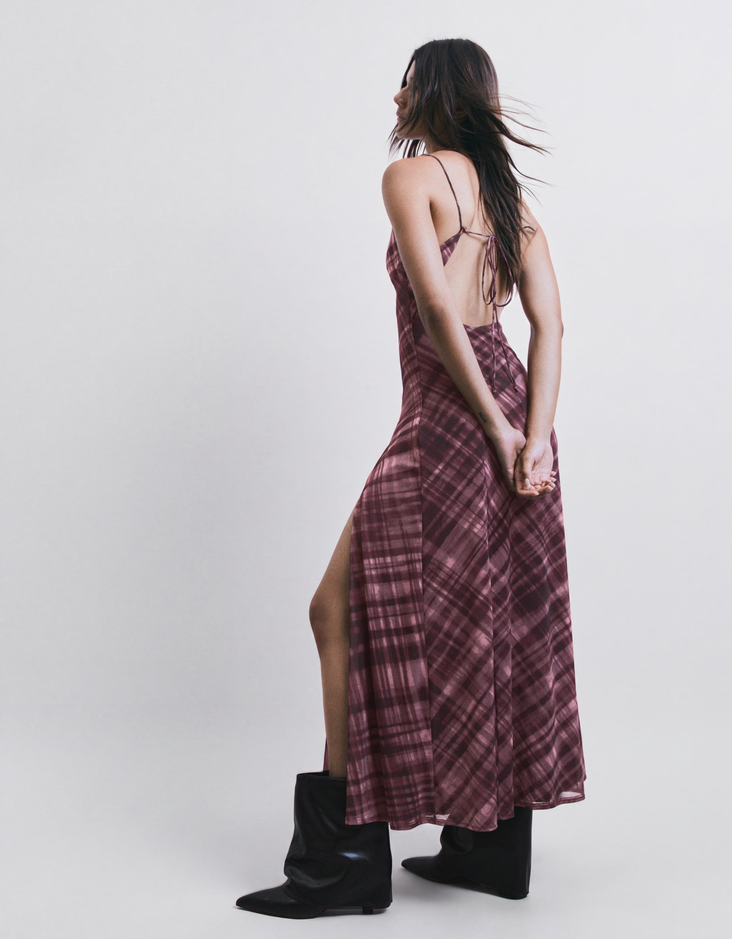 Long tulle strappy dress — Burgundy