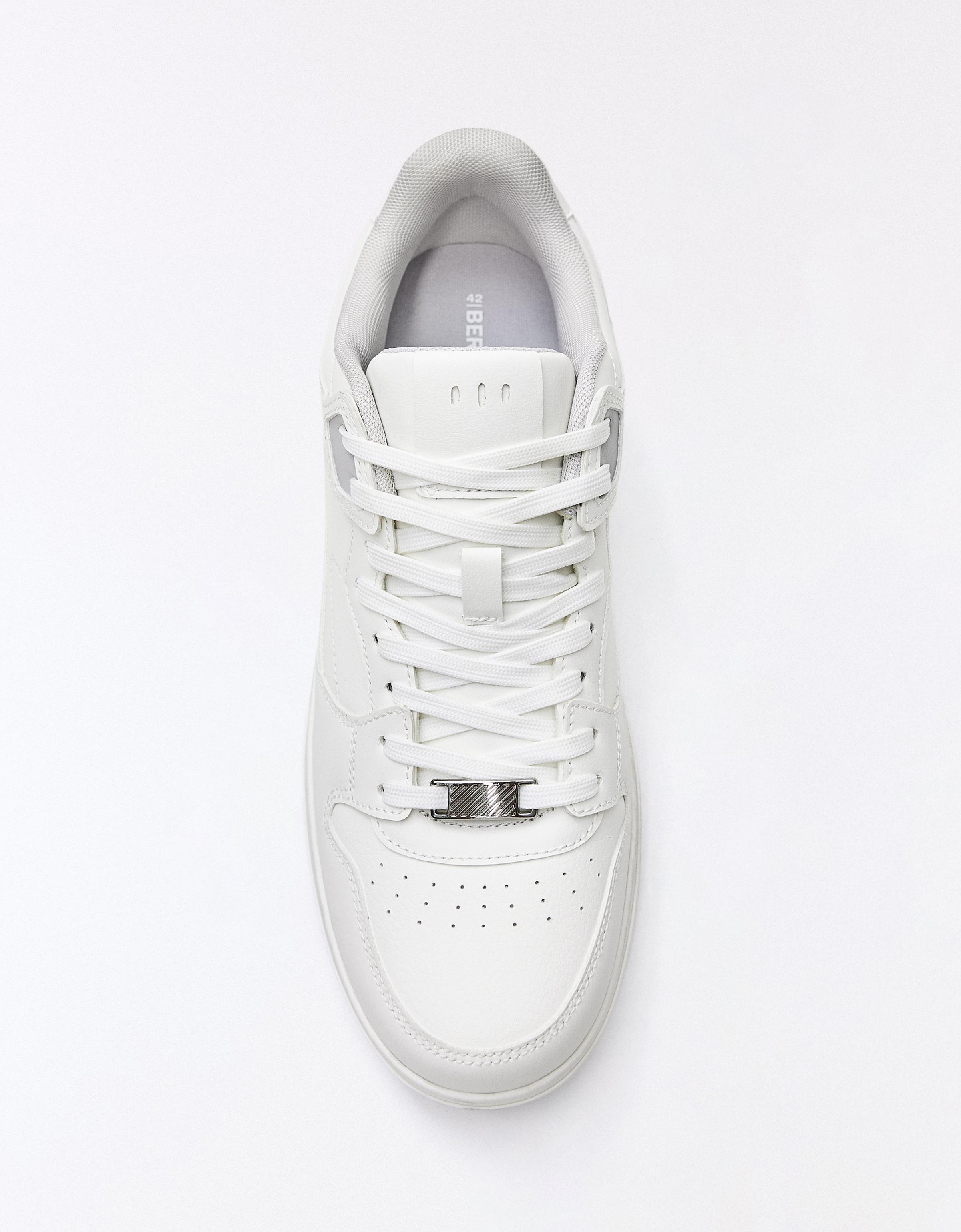 BASIC TRAINERS — WHITE