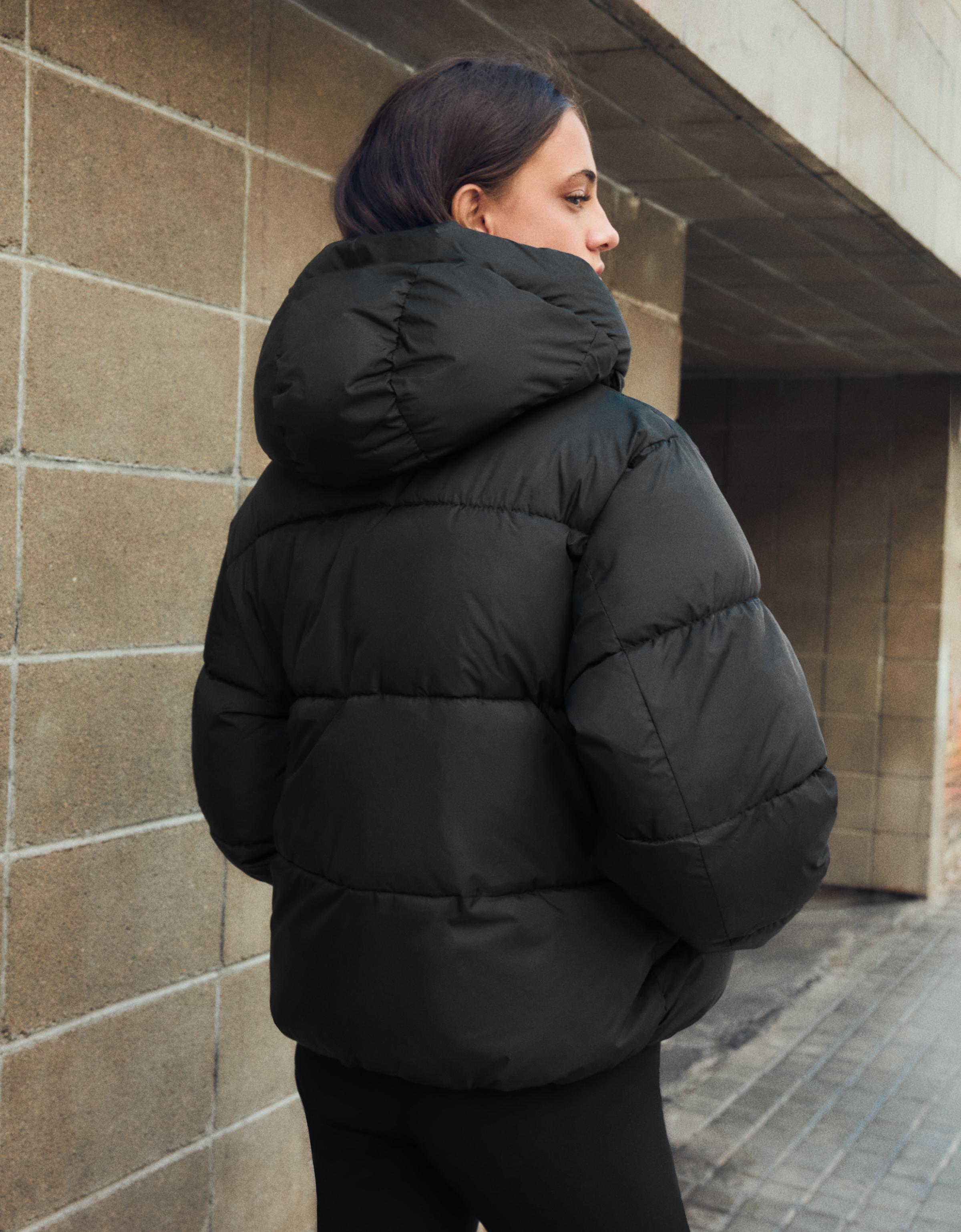 Bershka Oversize kapüşonlu şişme ceket görsel 8