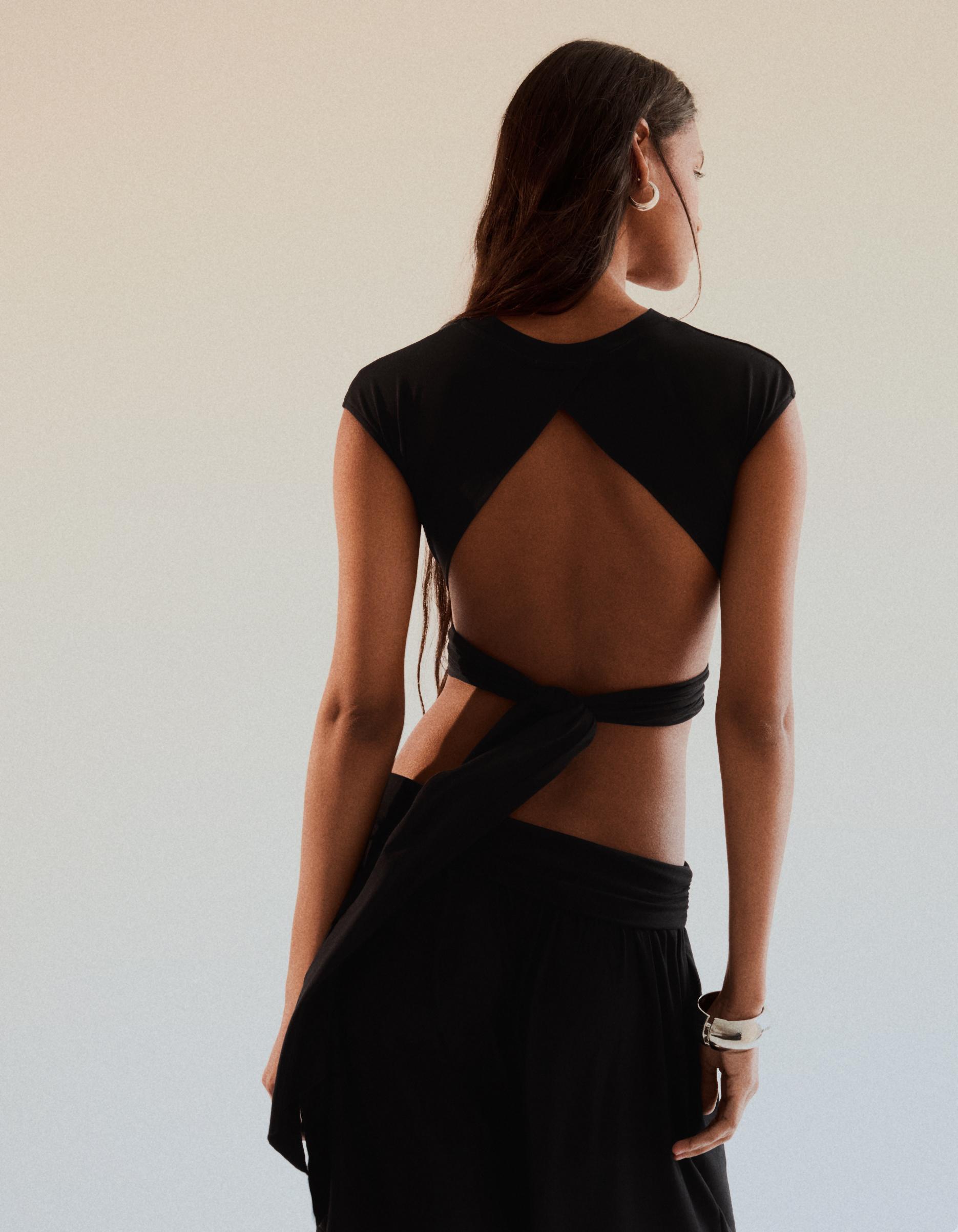 Round neck top with back knot — Black