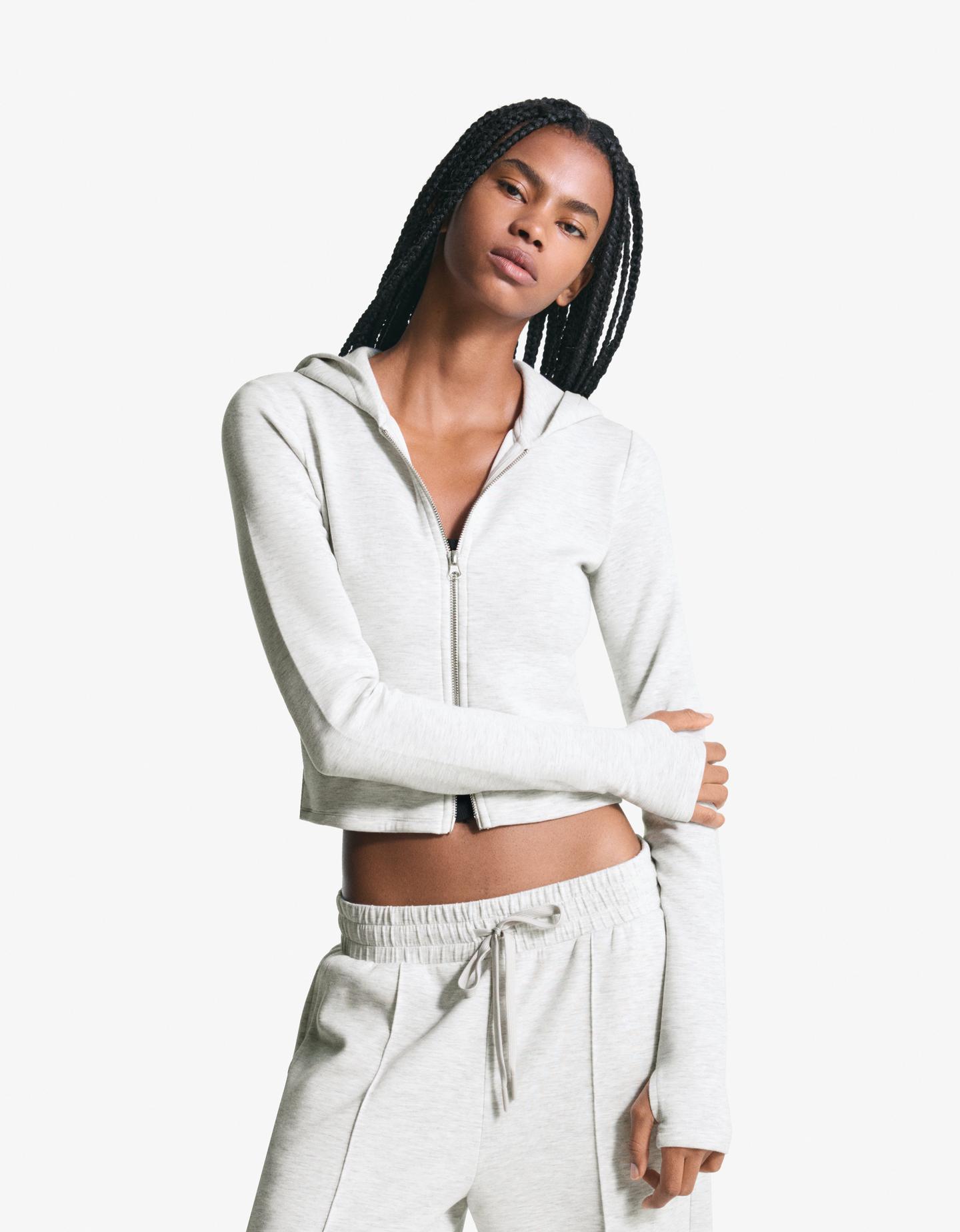 Bershka rozpinana bluza z kapturem z mieszanki modalu szary