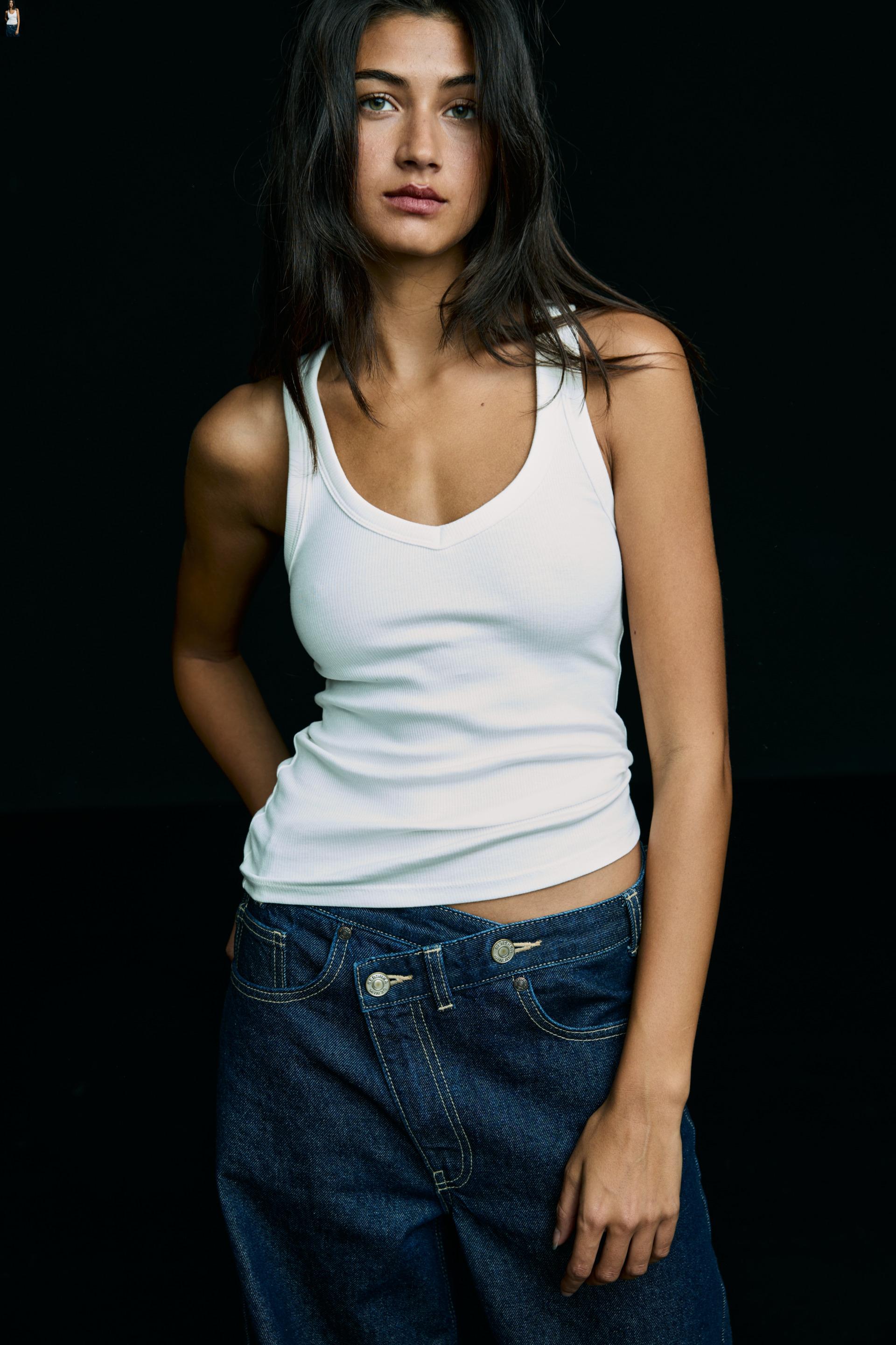 Bershka Geripptes Basic-Trägershirt Damen S Grbrochenes Weiss