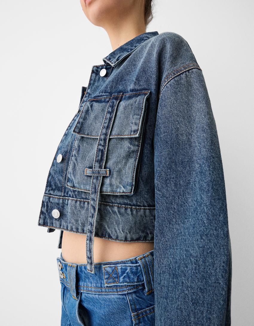 جاكيت دنيم قصير بحمالات-أزرق-2