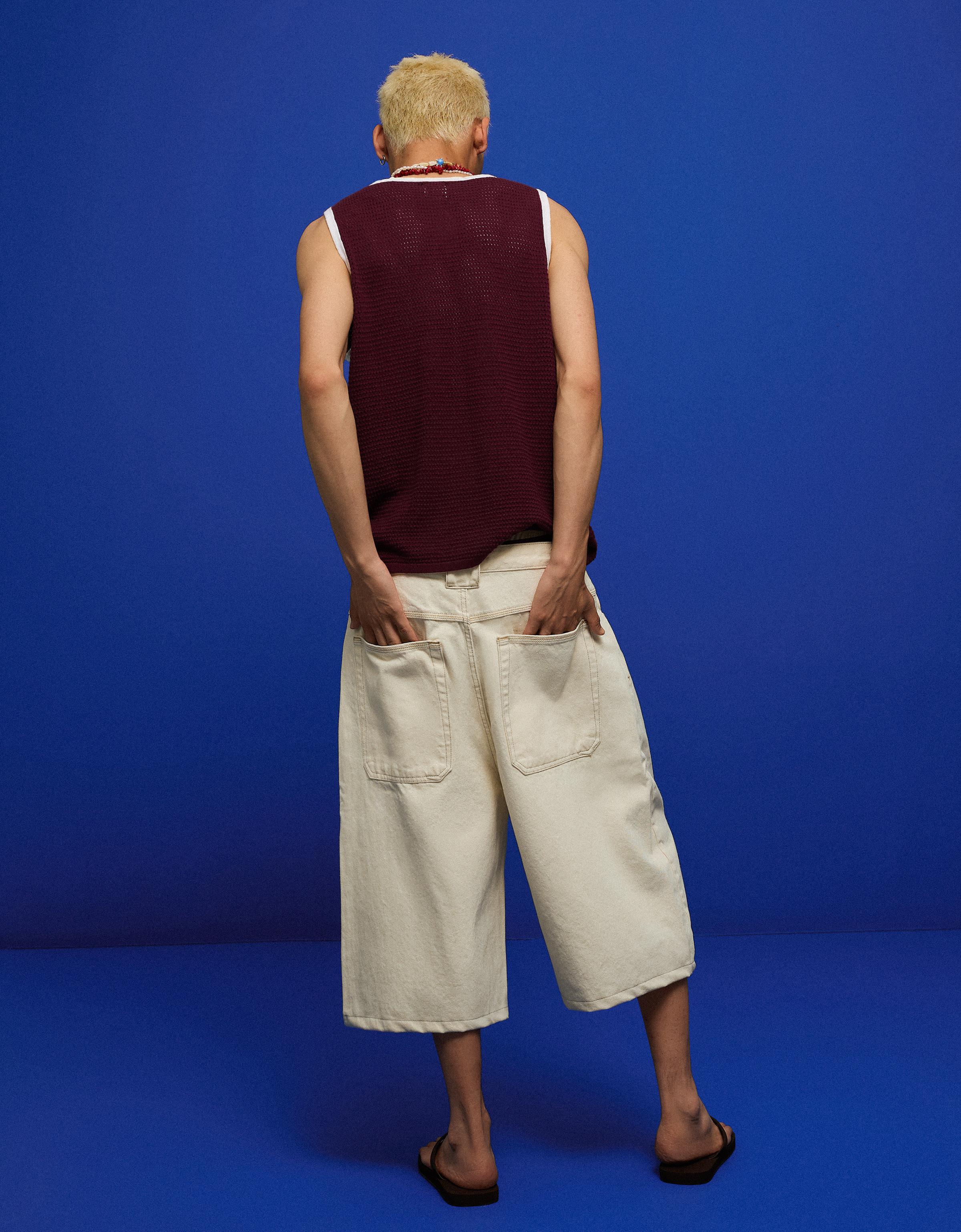 Barrel leg denim Bermuda shorts — Cream