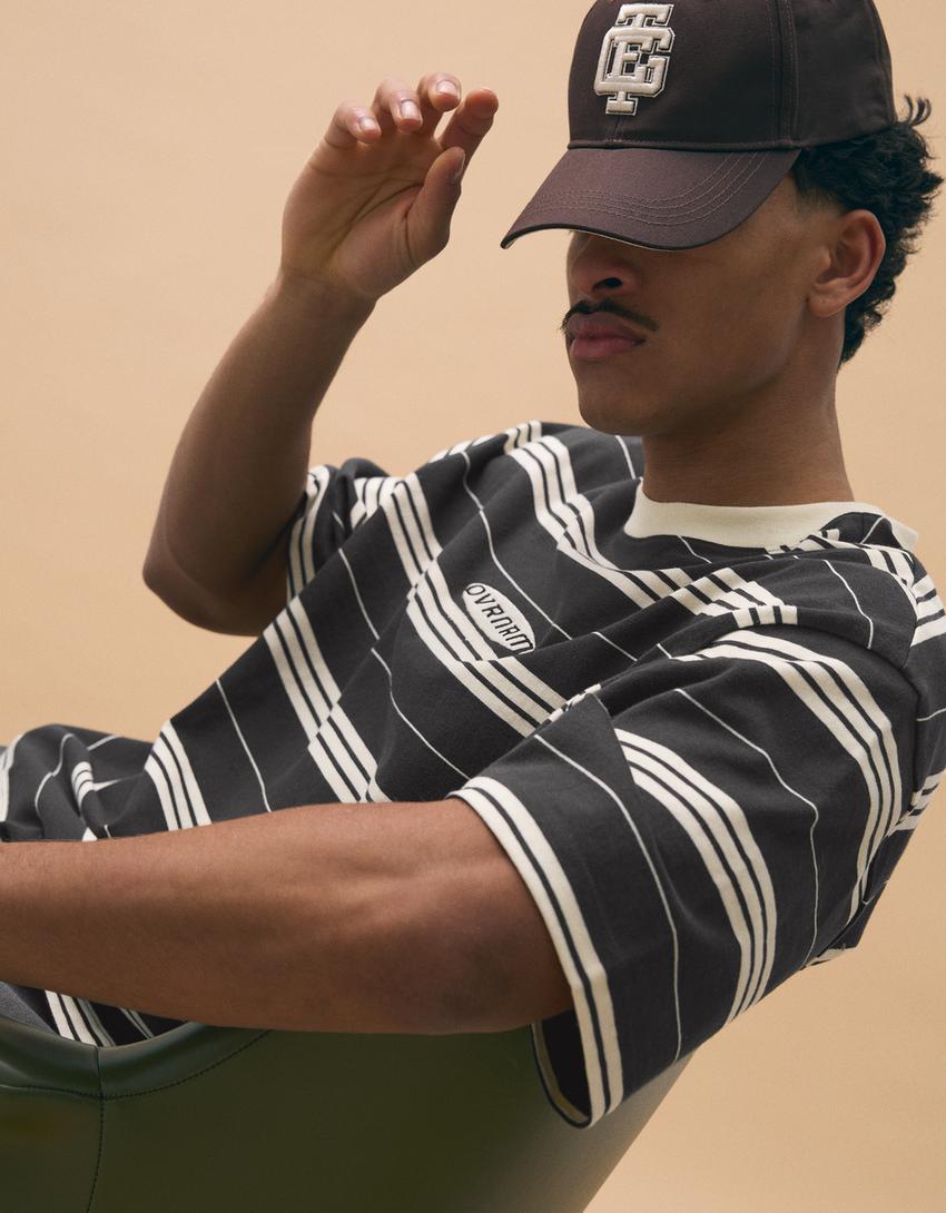 T-shirt manches courtes Boxy fit imprimé-Gris foncé