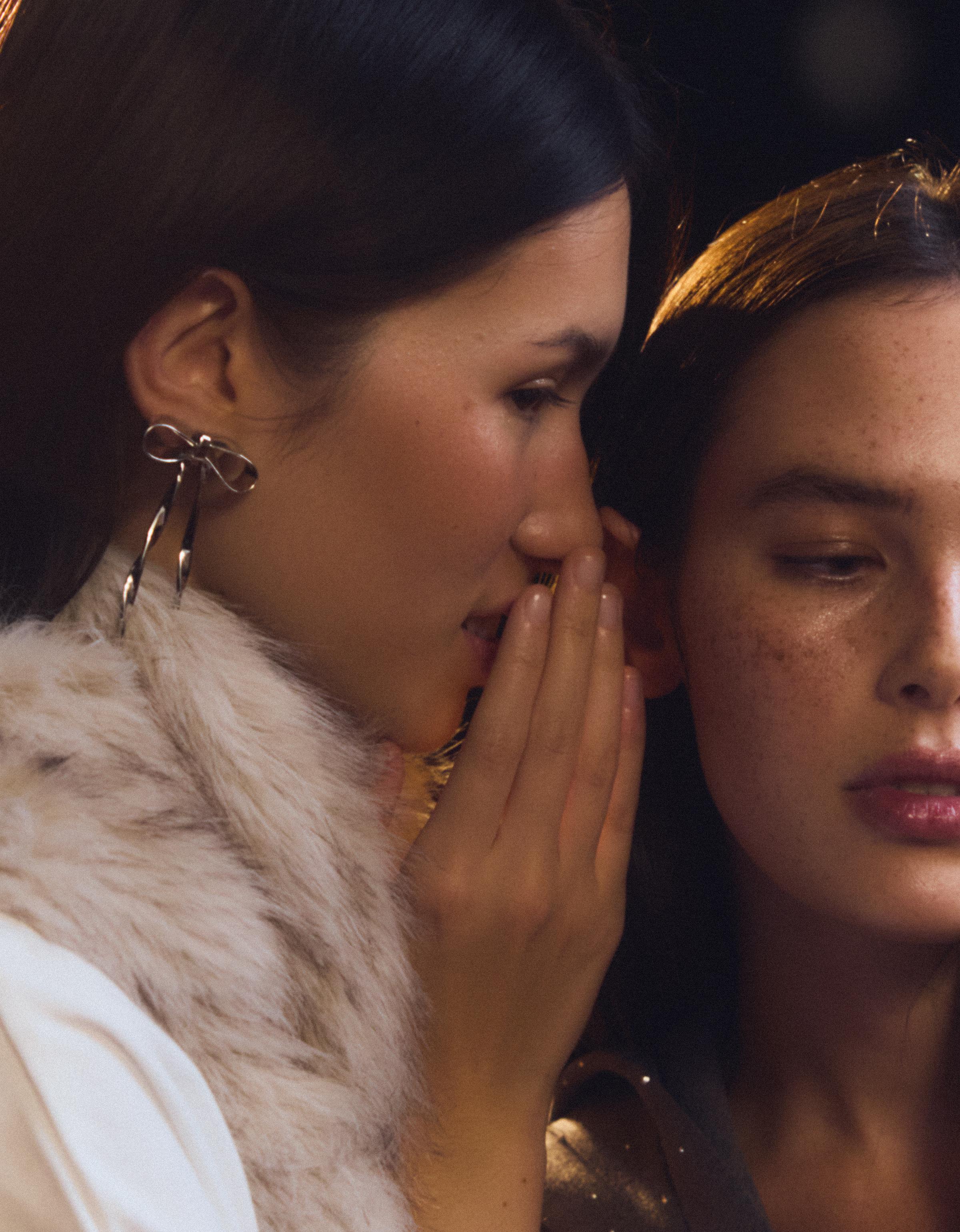 Bershka Metallohrringe Mit Schleife Damen Silber