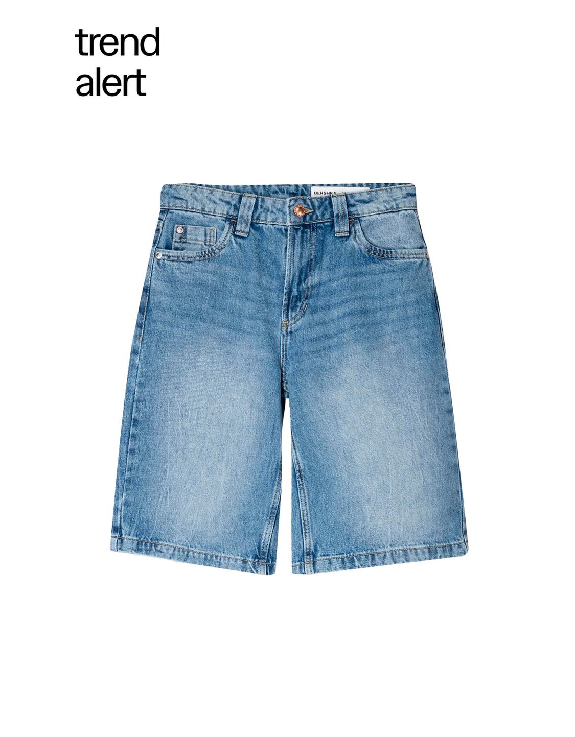 Baggy denim shorts
