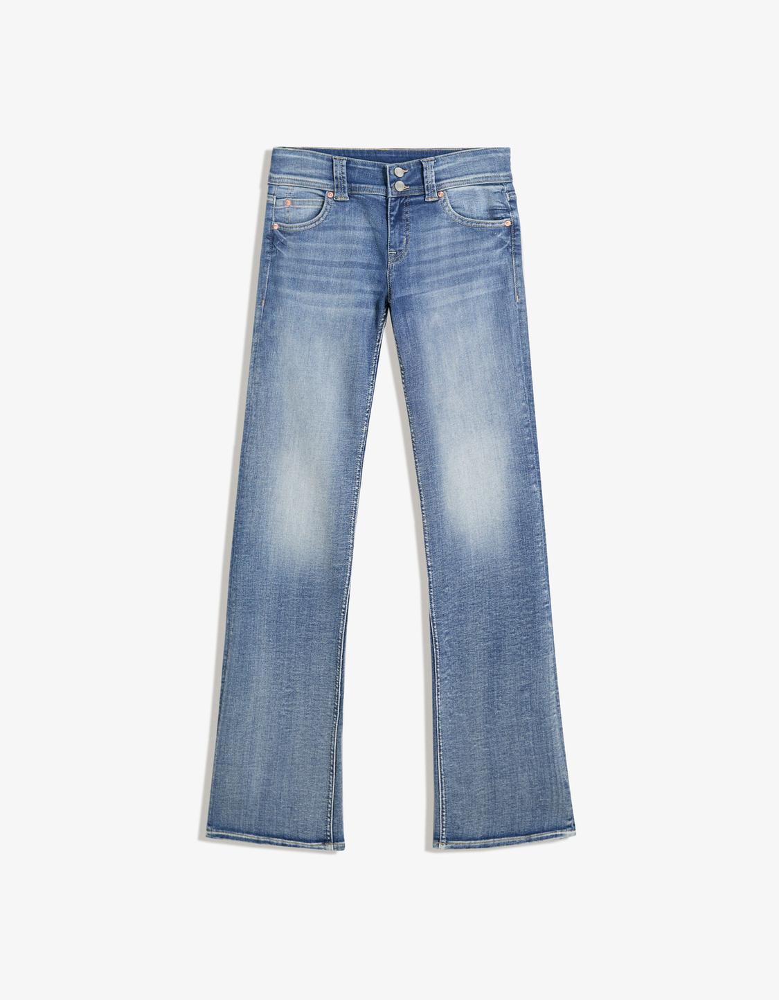 Bootcut jeans