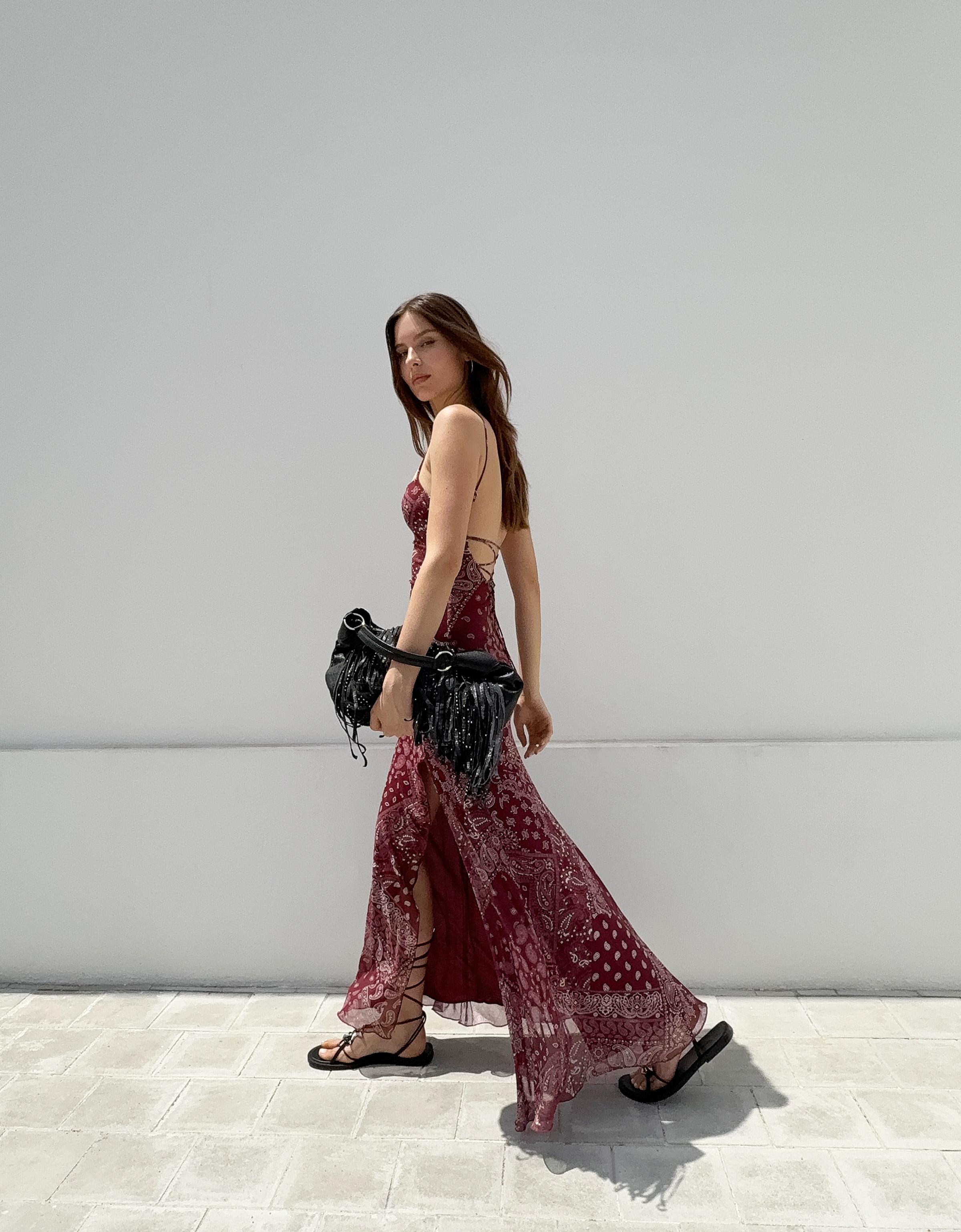 Bershka Midikleid Aus Tüll Mit Print Damen M Bordeaux