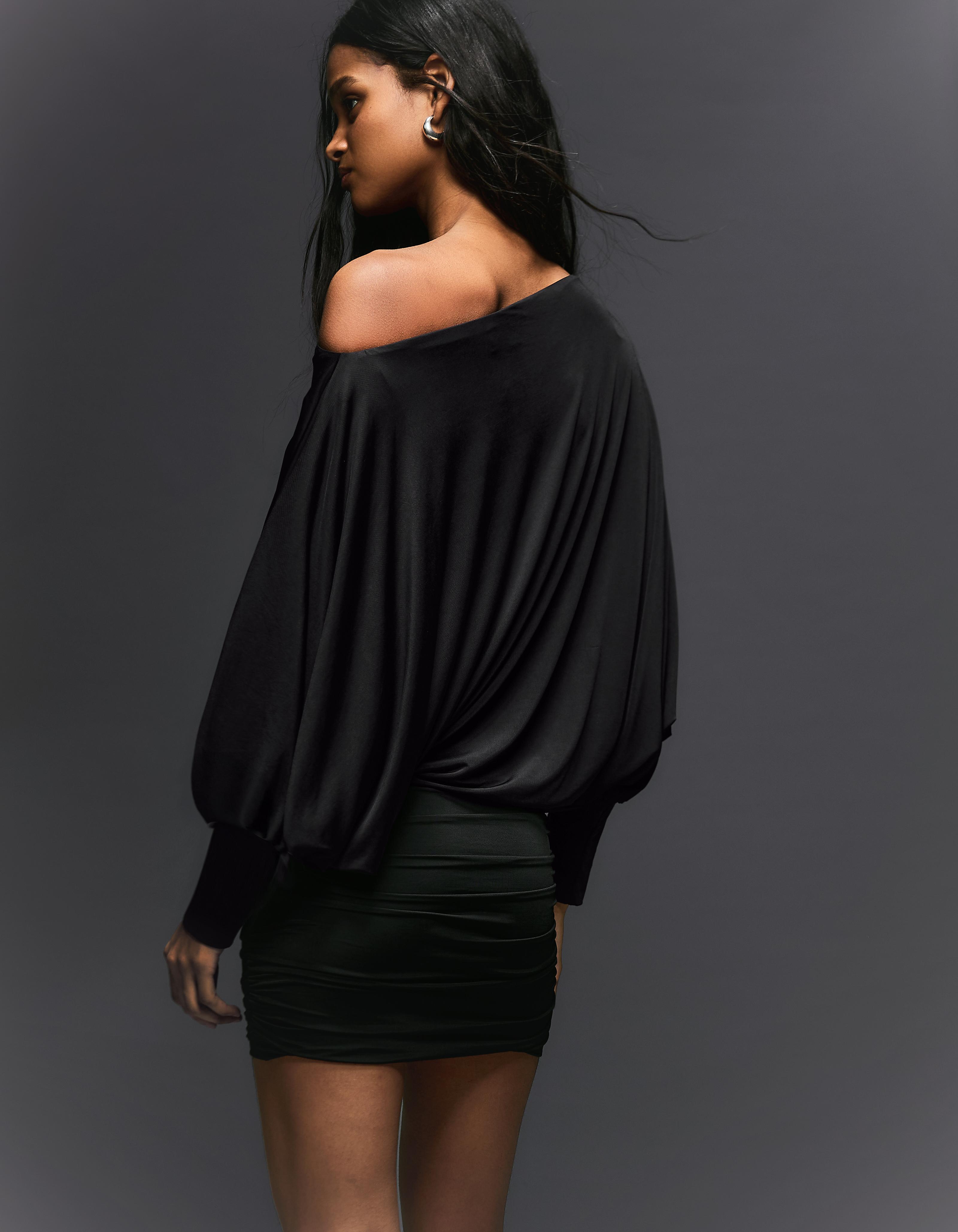 Asimetrik yaka mini elbise - Görsel 4