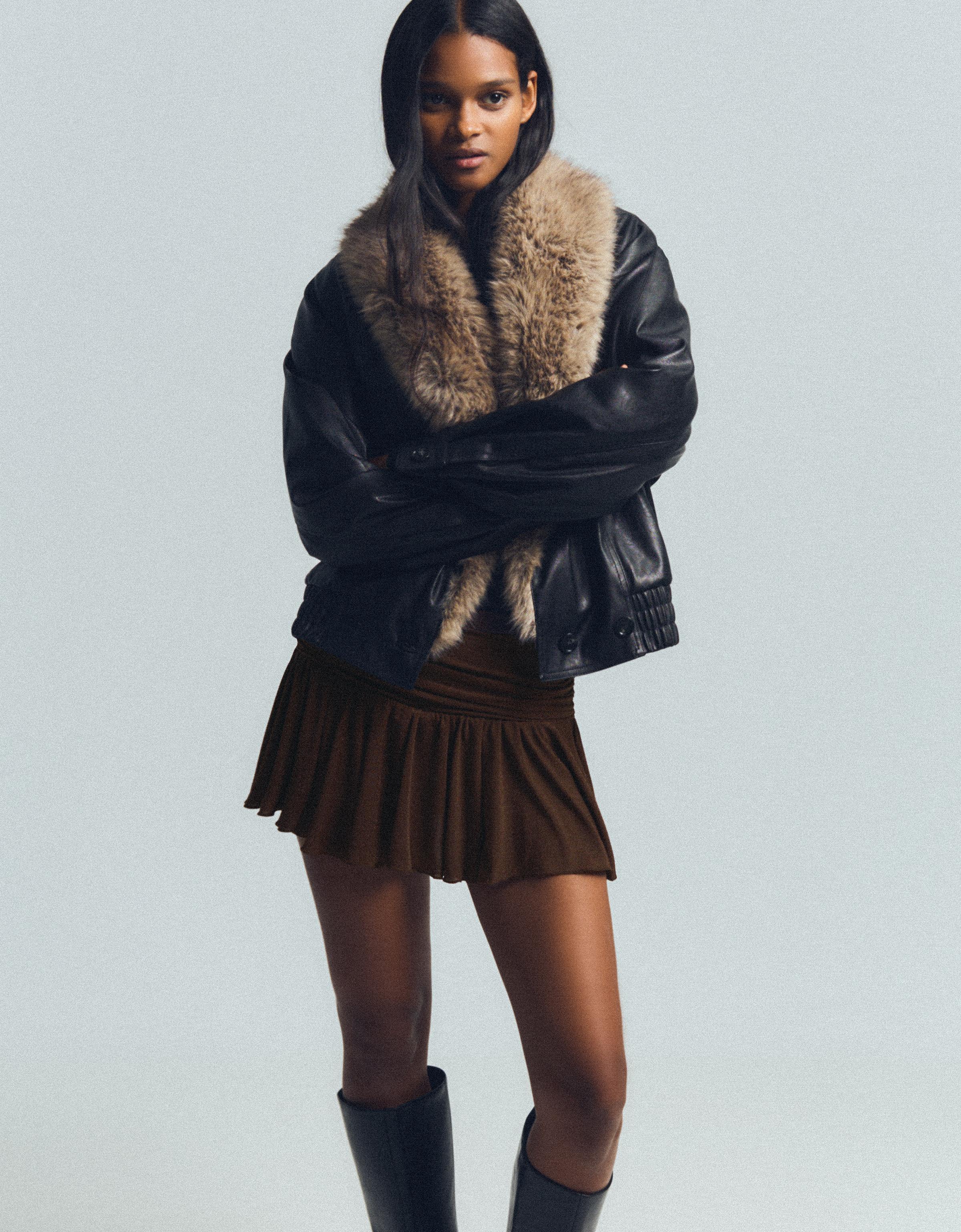 Bershka Minirock Mit Struktur Und Metallisiertem Garn Damen L Braun