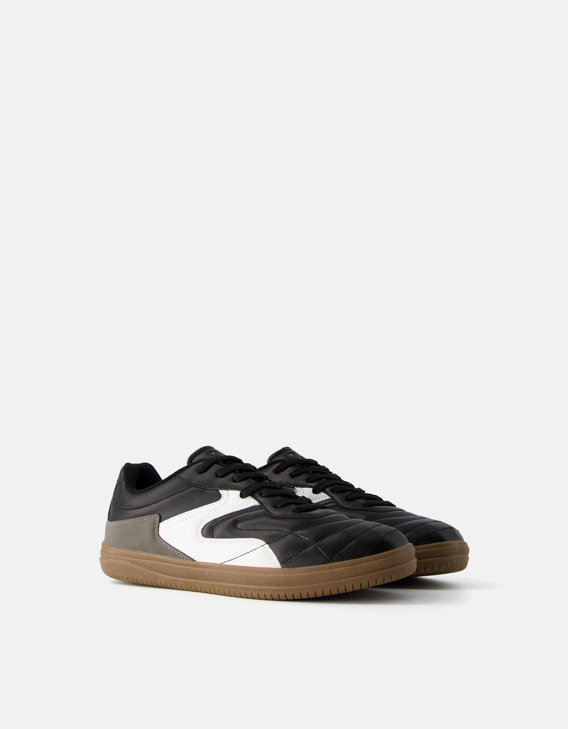 Retro soccer-style sneakers - Shoes - Men | Bershka