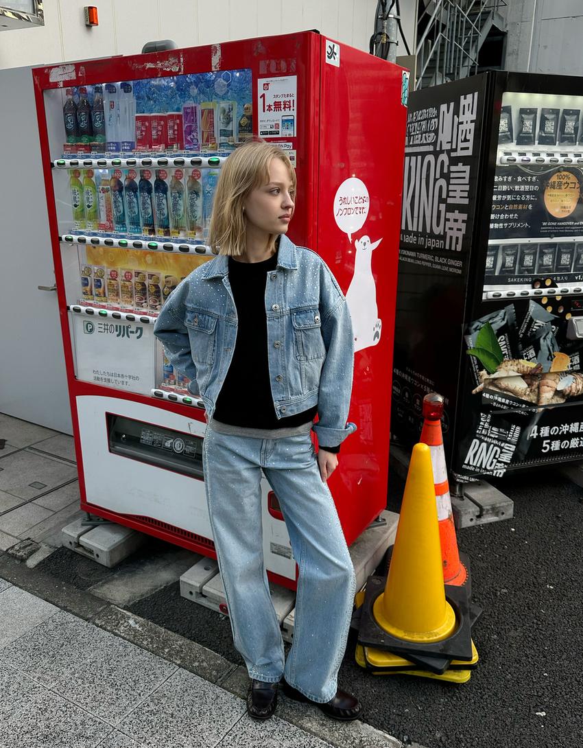 Cropped denim rhinestone jacket-Light blue