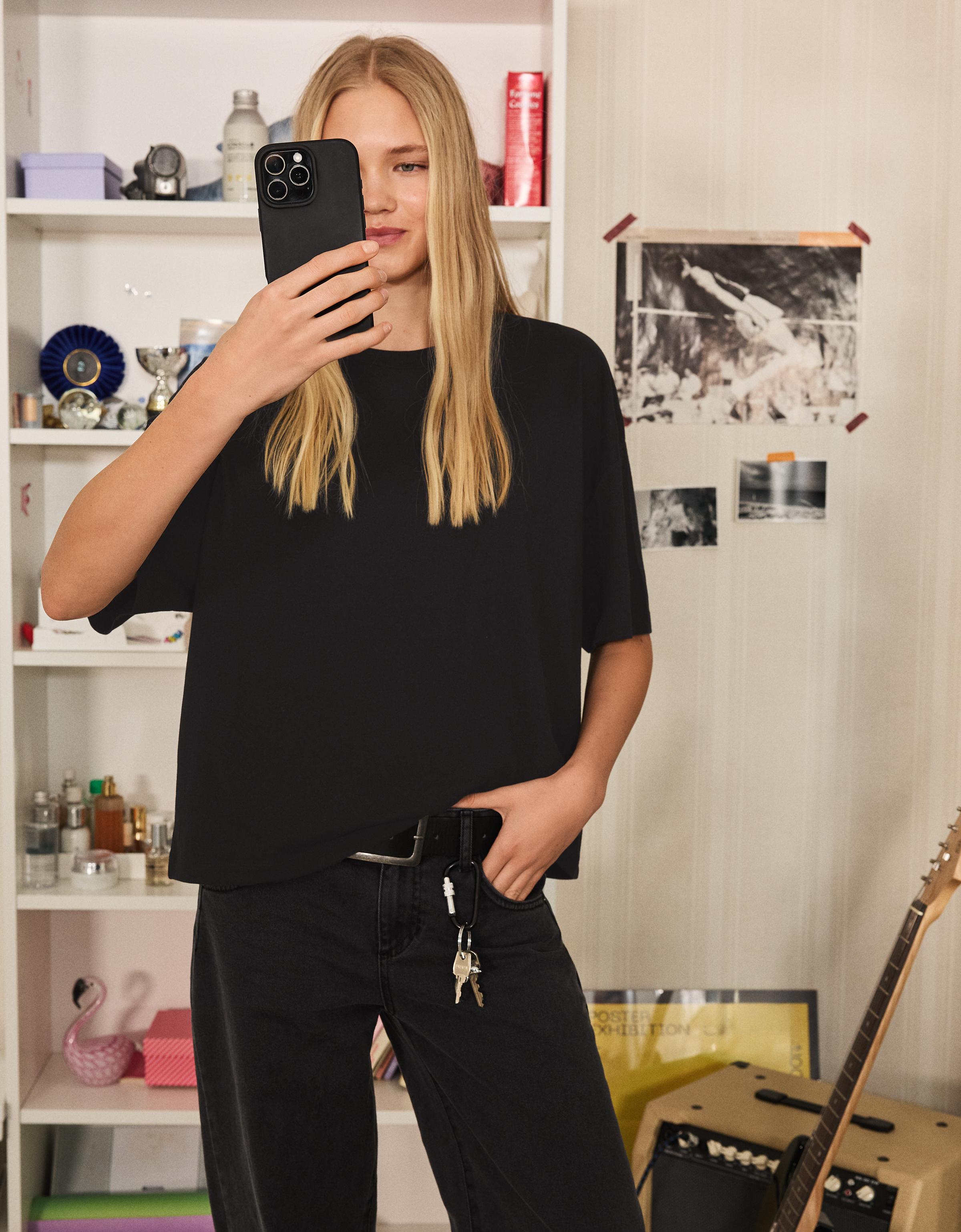 Bershka Camiseta Manga Corta Boxy Fit Mujer L Negro