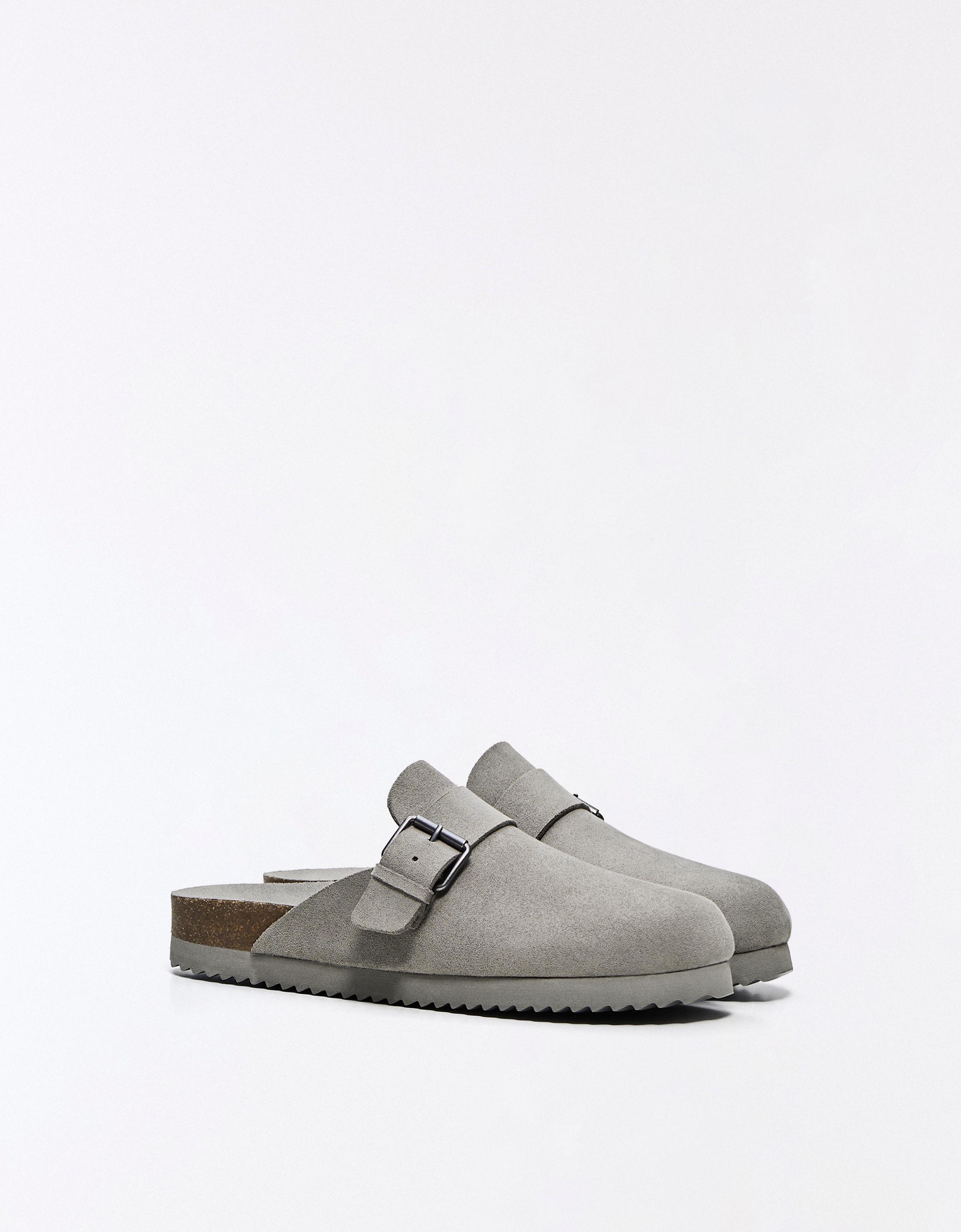 CASUAL BUCKLE CLOGS — Grey