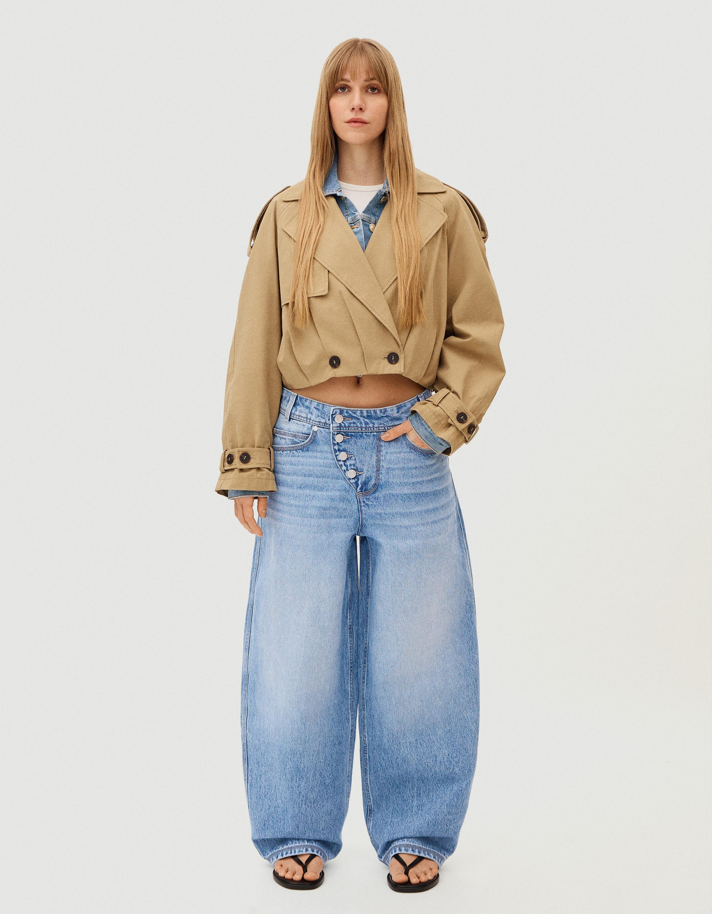Low-rise wide-leg barrel jeans with front buttons