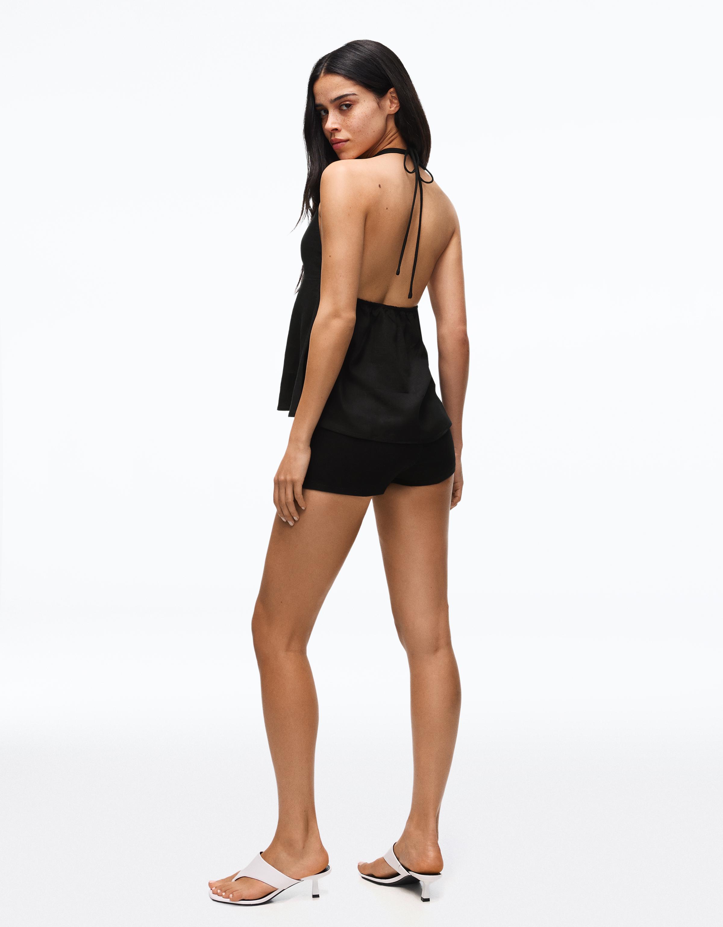 Contrast mini denim shorts — Black