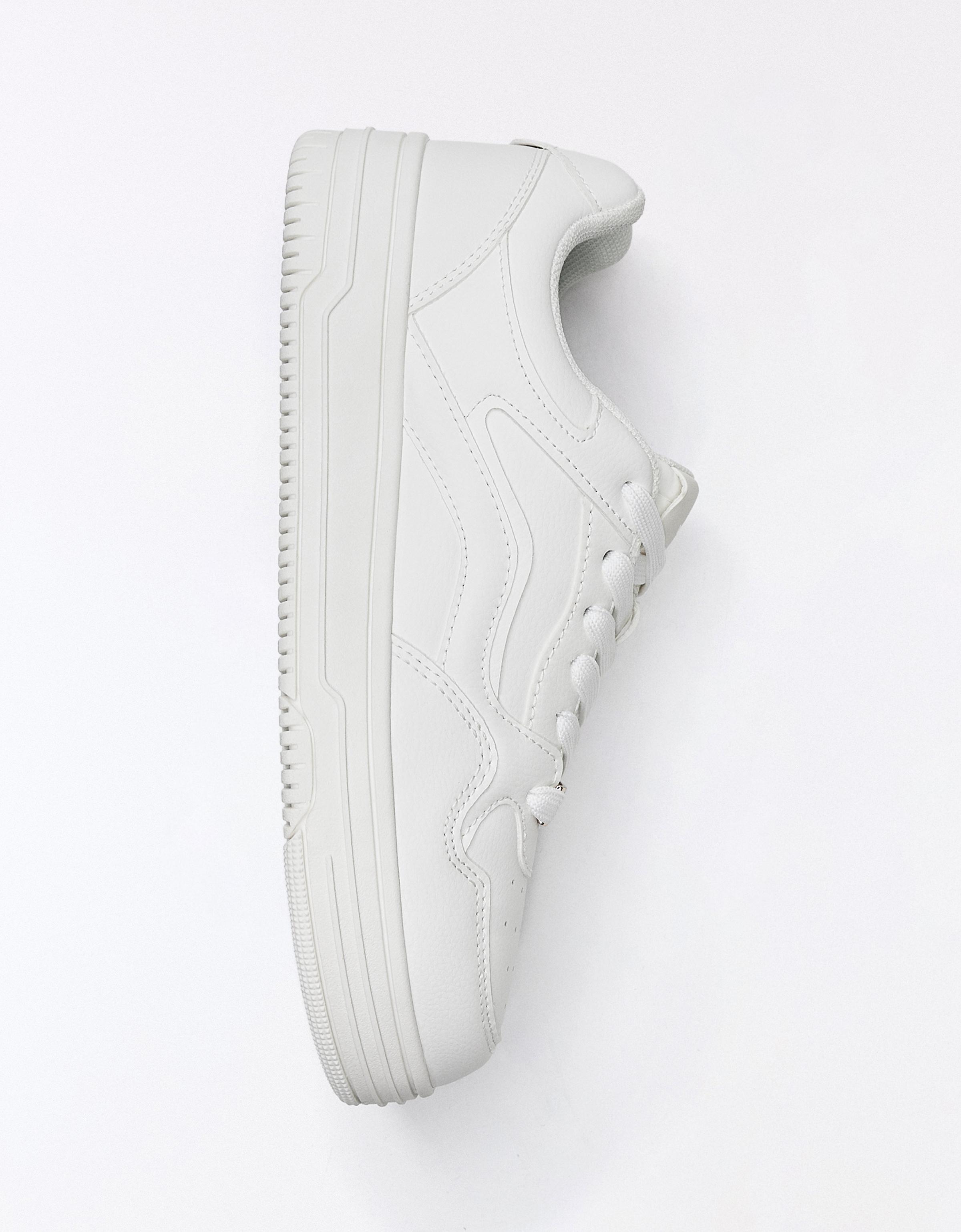 Basic trainers — WHITE