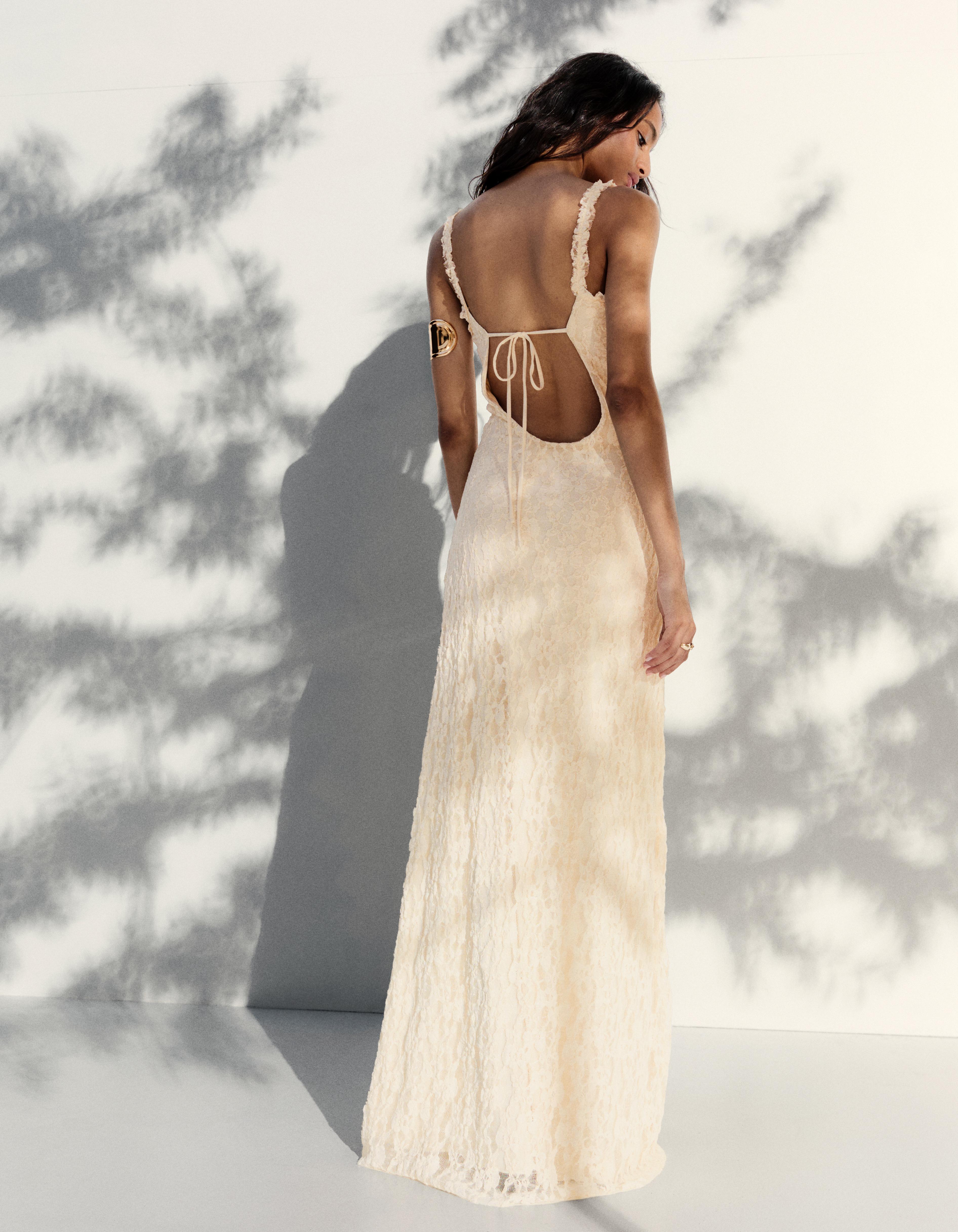 Lace midi dress — Cream