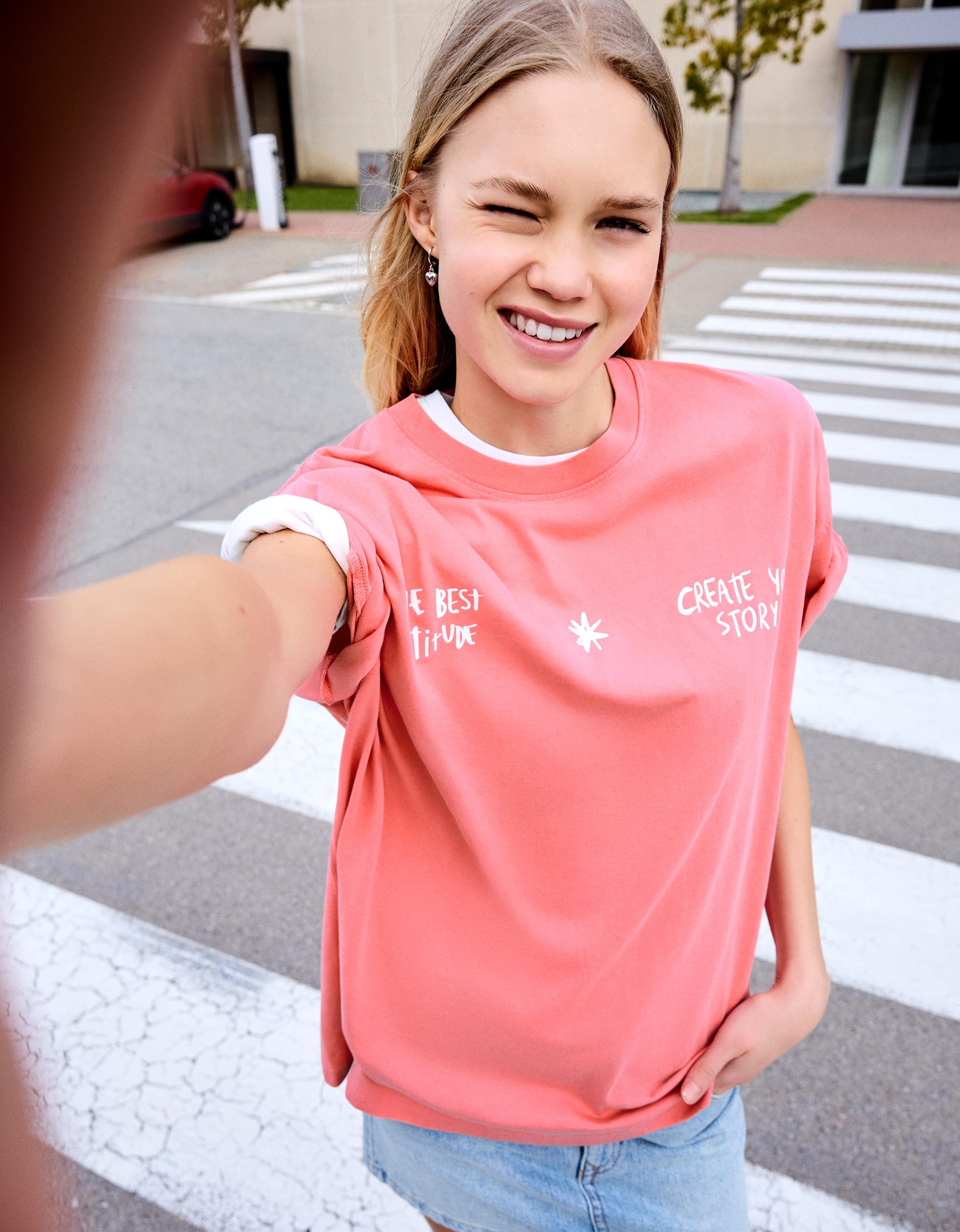Bershka Camiseta Manga Corta Efecto Lavado Mujer L Salmón