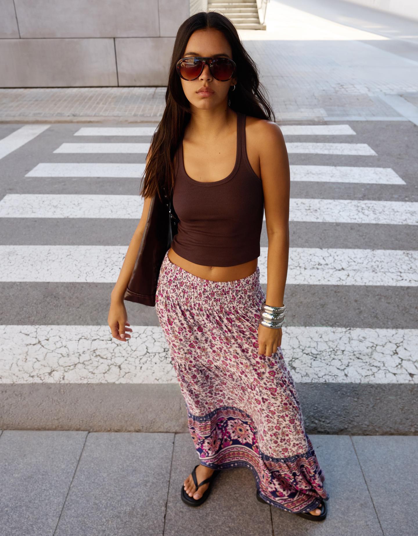 Bershka prążkowana koszulka bez rękawów brązowy