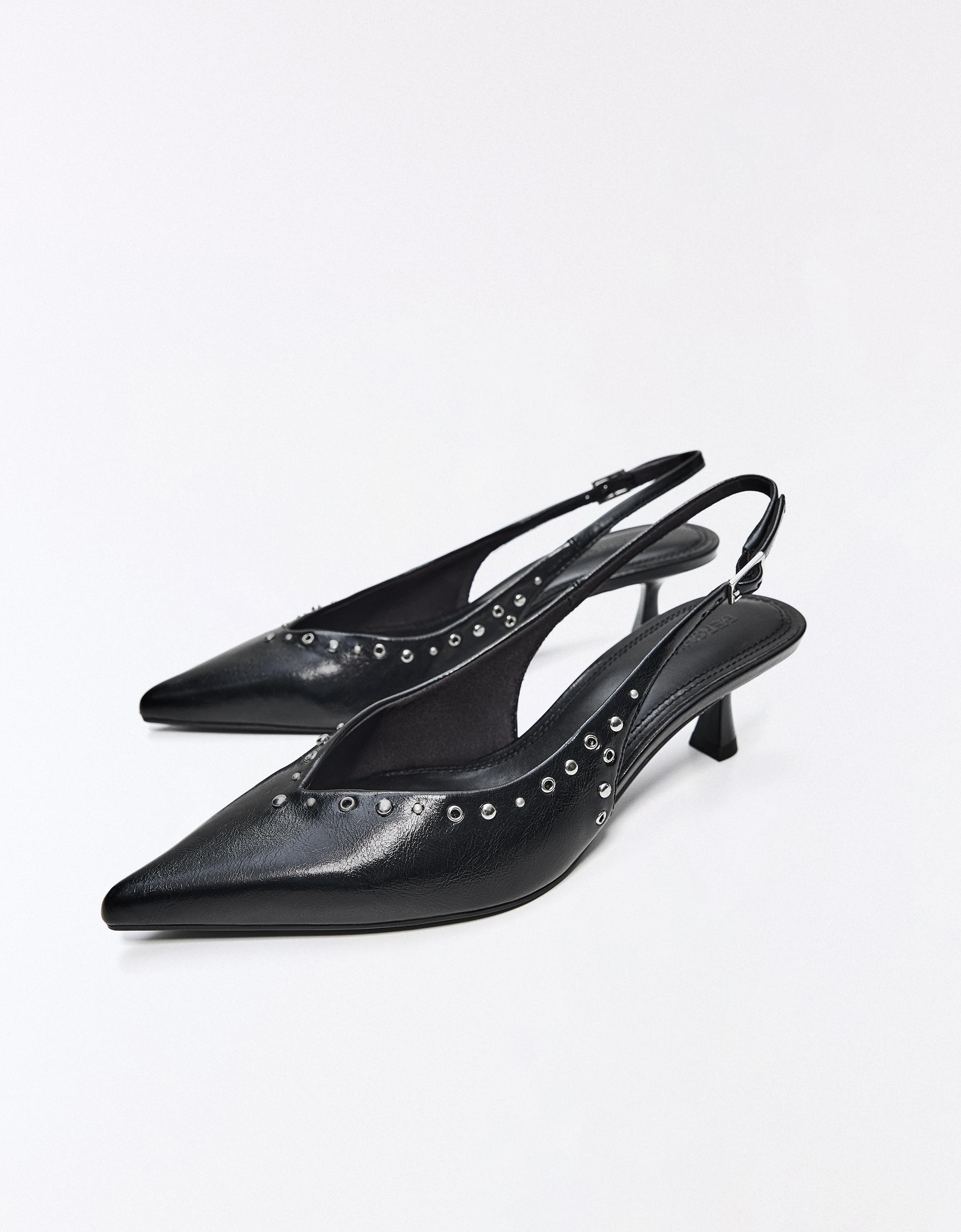 KITTEN HEEL SHOES WITH STUDS — BLACK